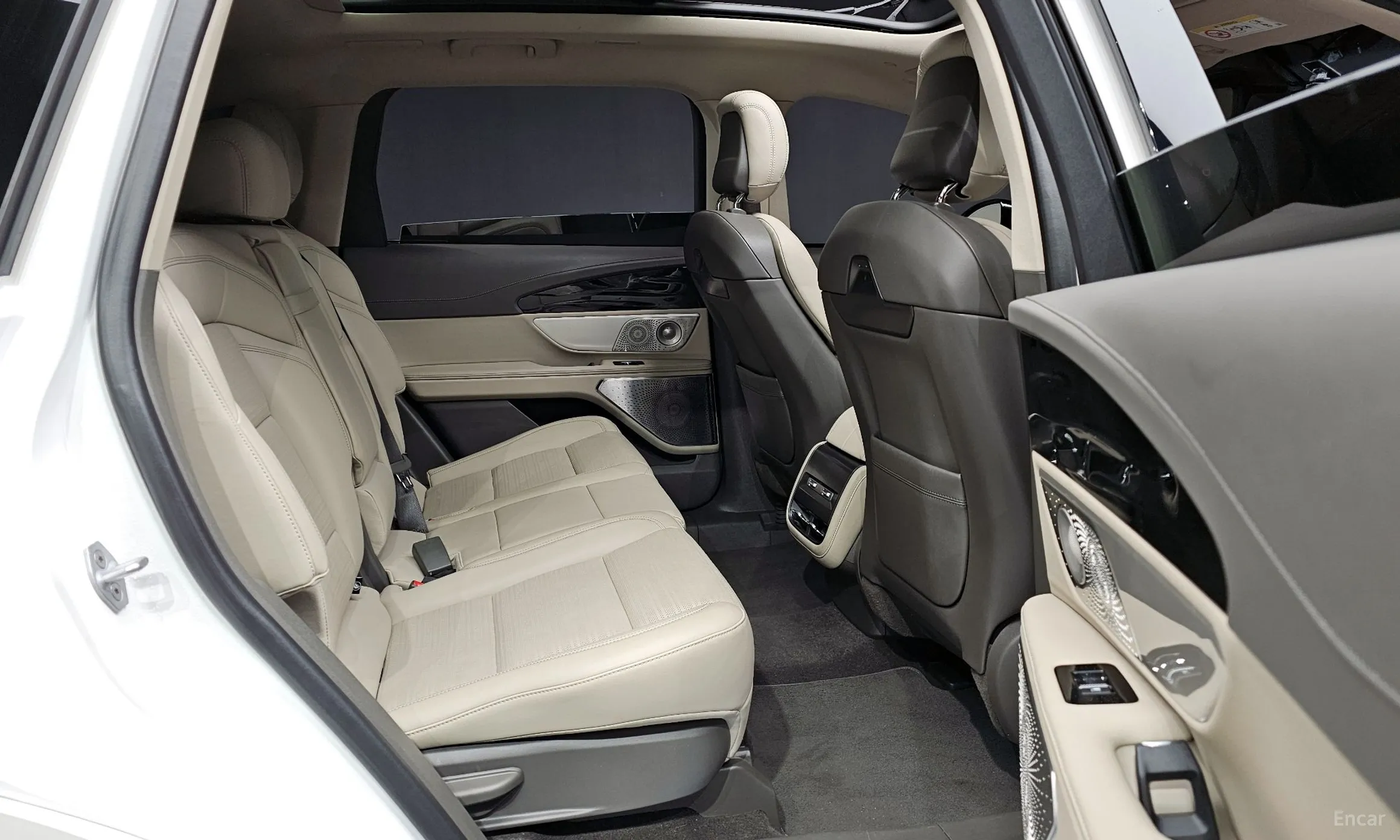 Lincoln Nautilus Gen 2 превью 12