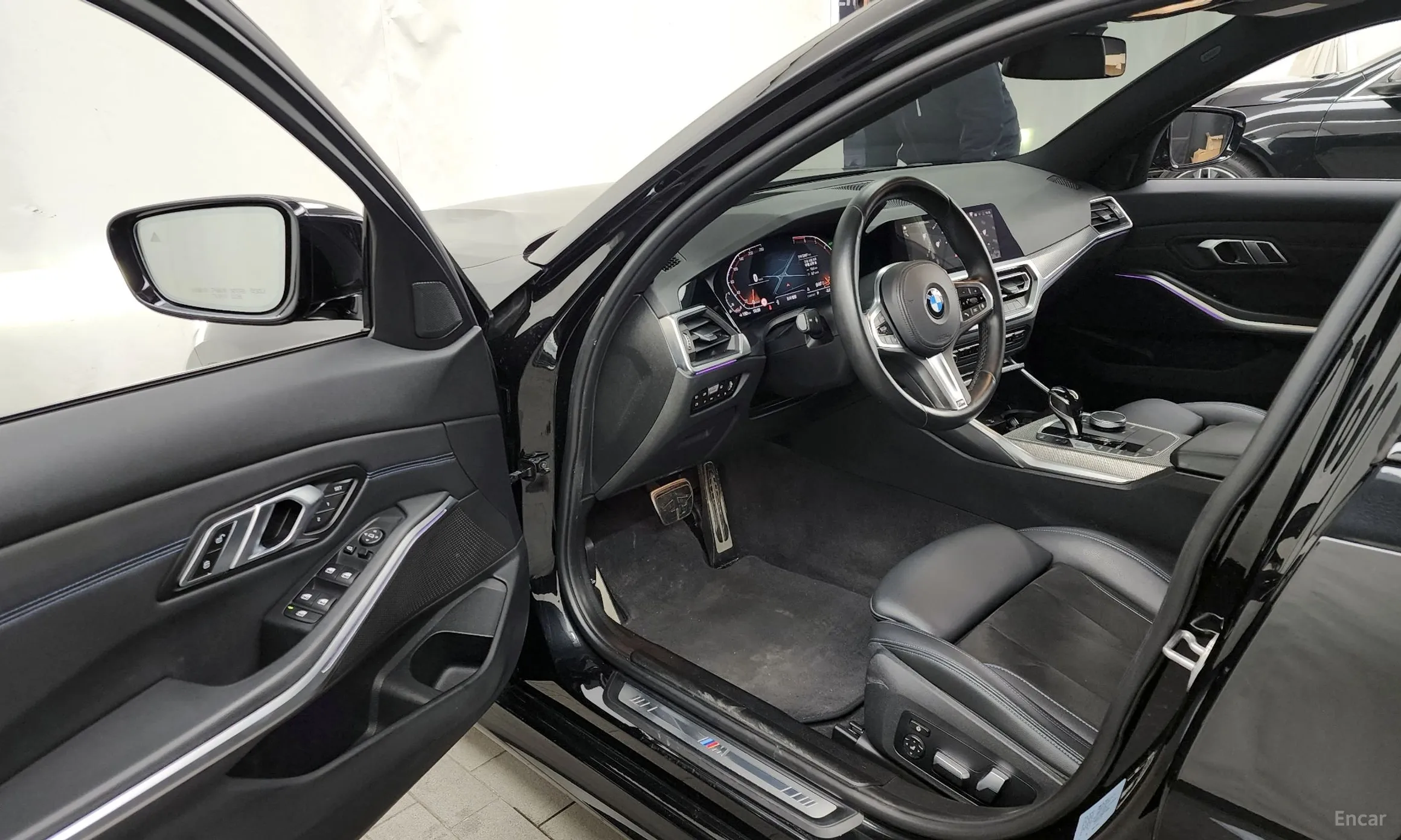 BMW 3 Series (G20) превью 10
