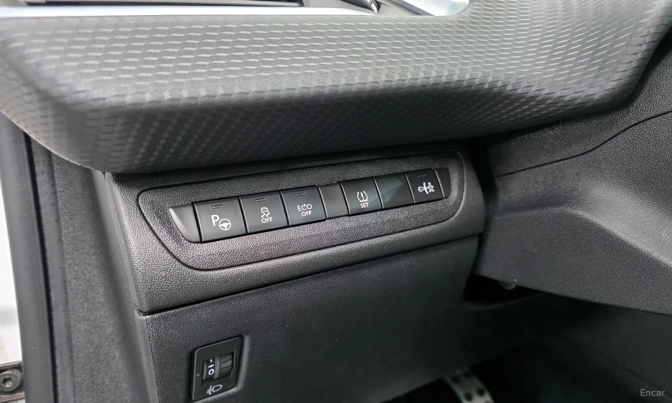 Peugeot 2008. превью 13