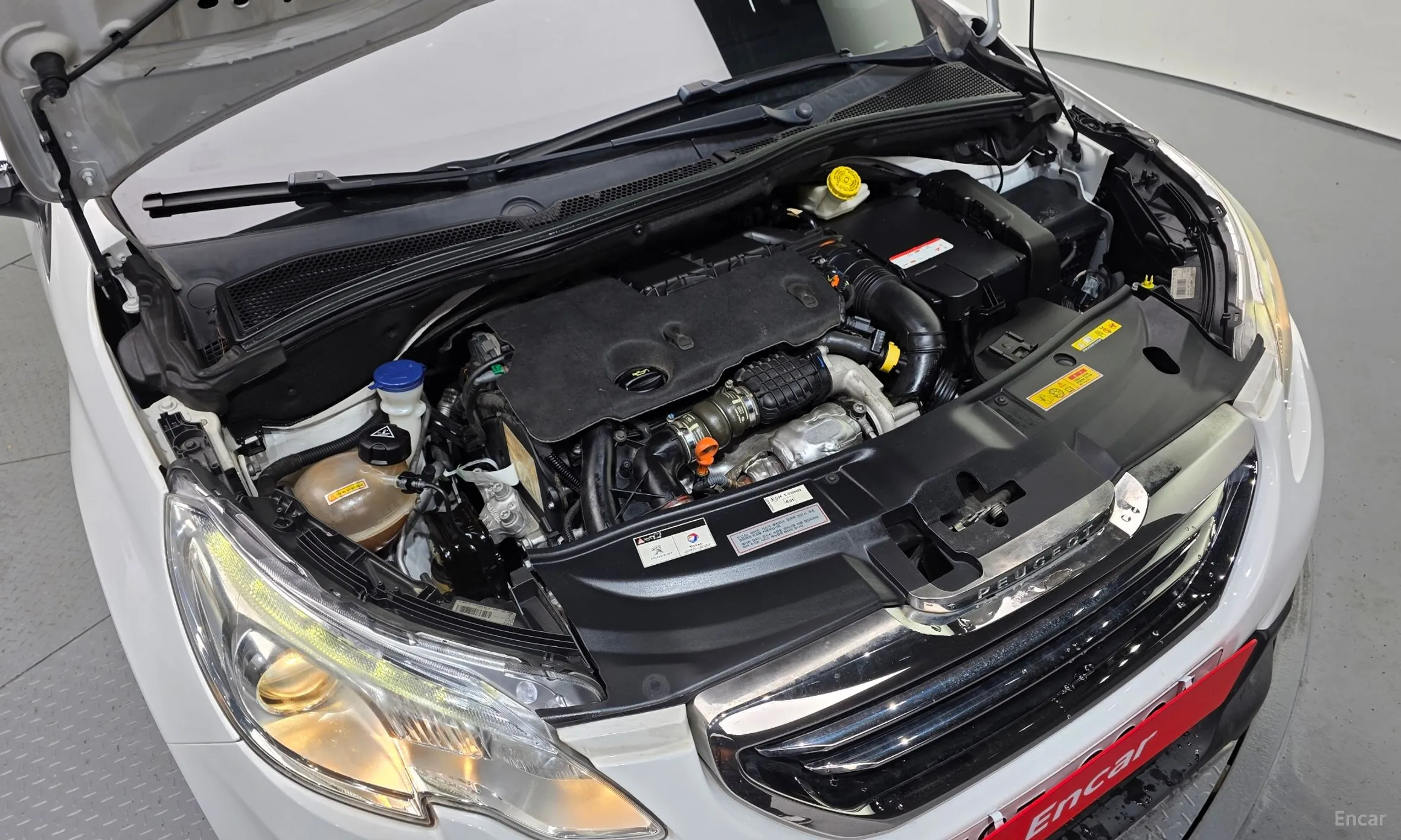Peugeot 2008. превью 6