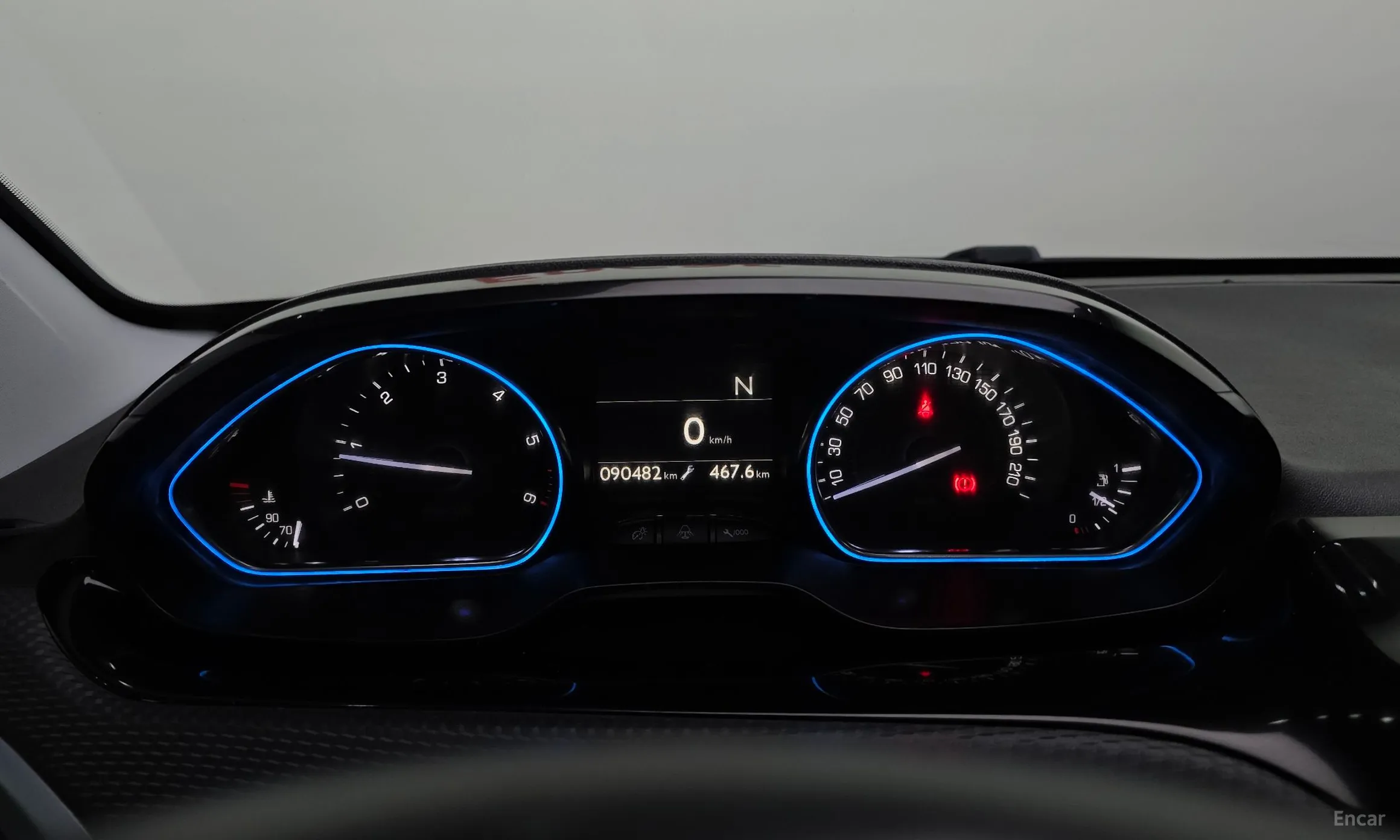 Peugeot 2008. превью 8