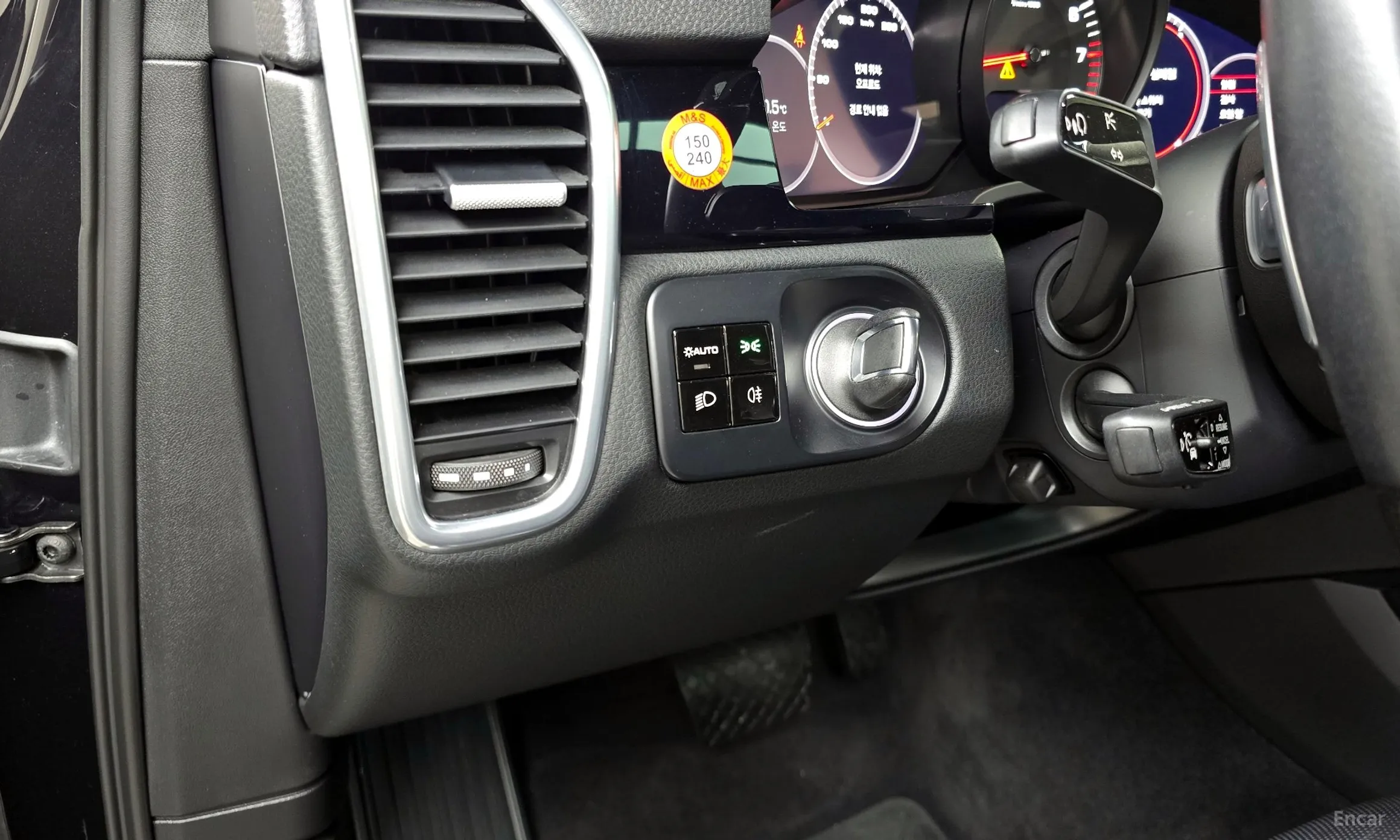 Porsche Cayenne (PO536) превью 16