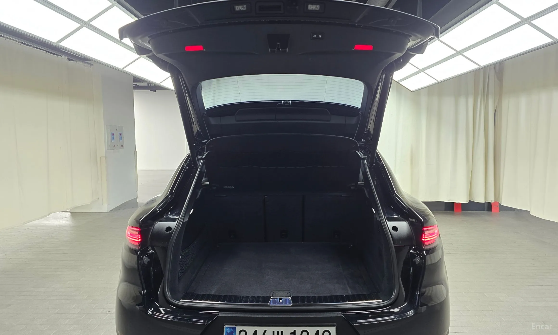 Porsche Cayenne (PO536) превью 20