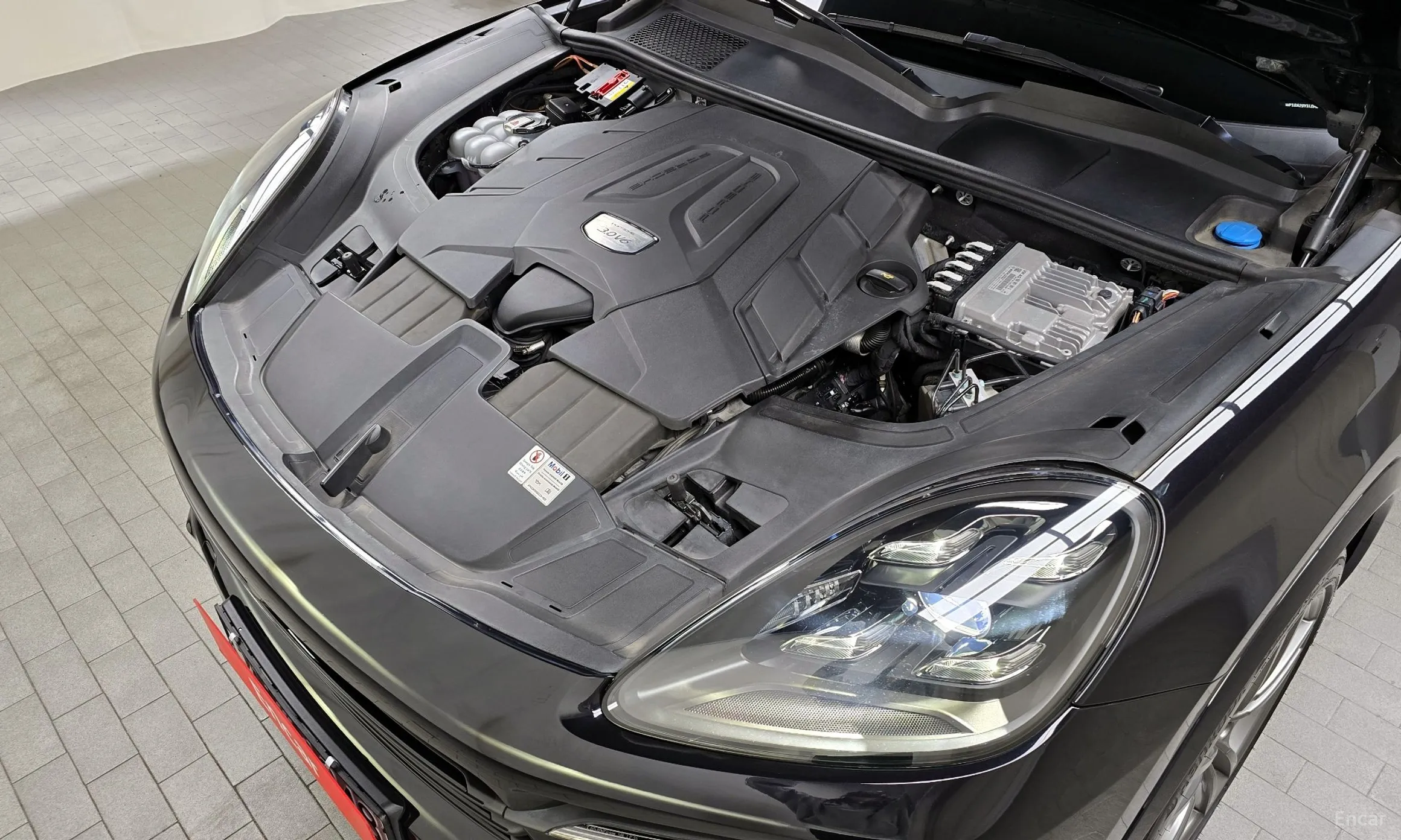 Porsche Cayenne (PO536) превью 6