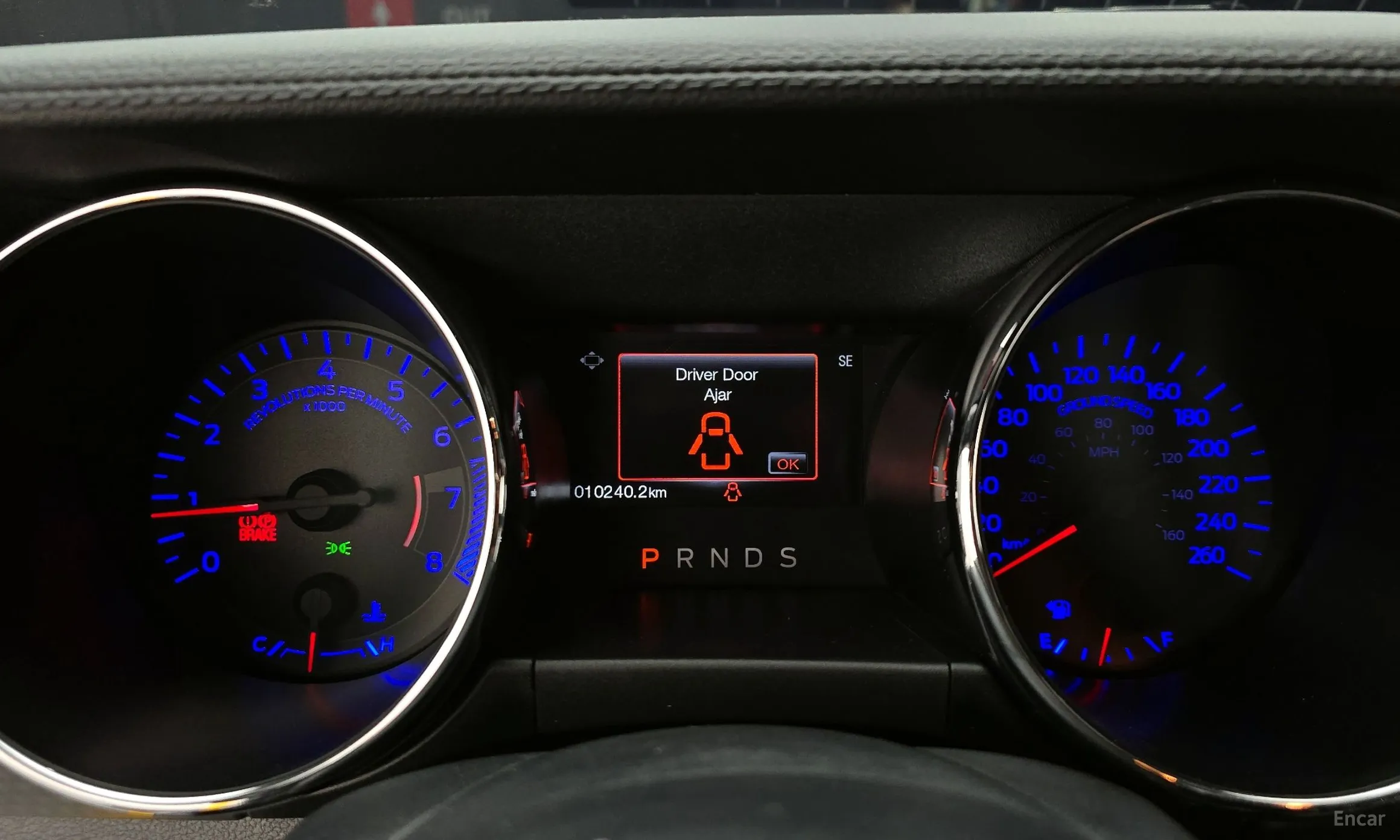 Ford Mustang превью 8