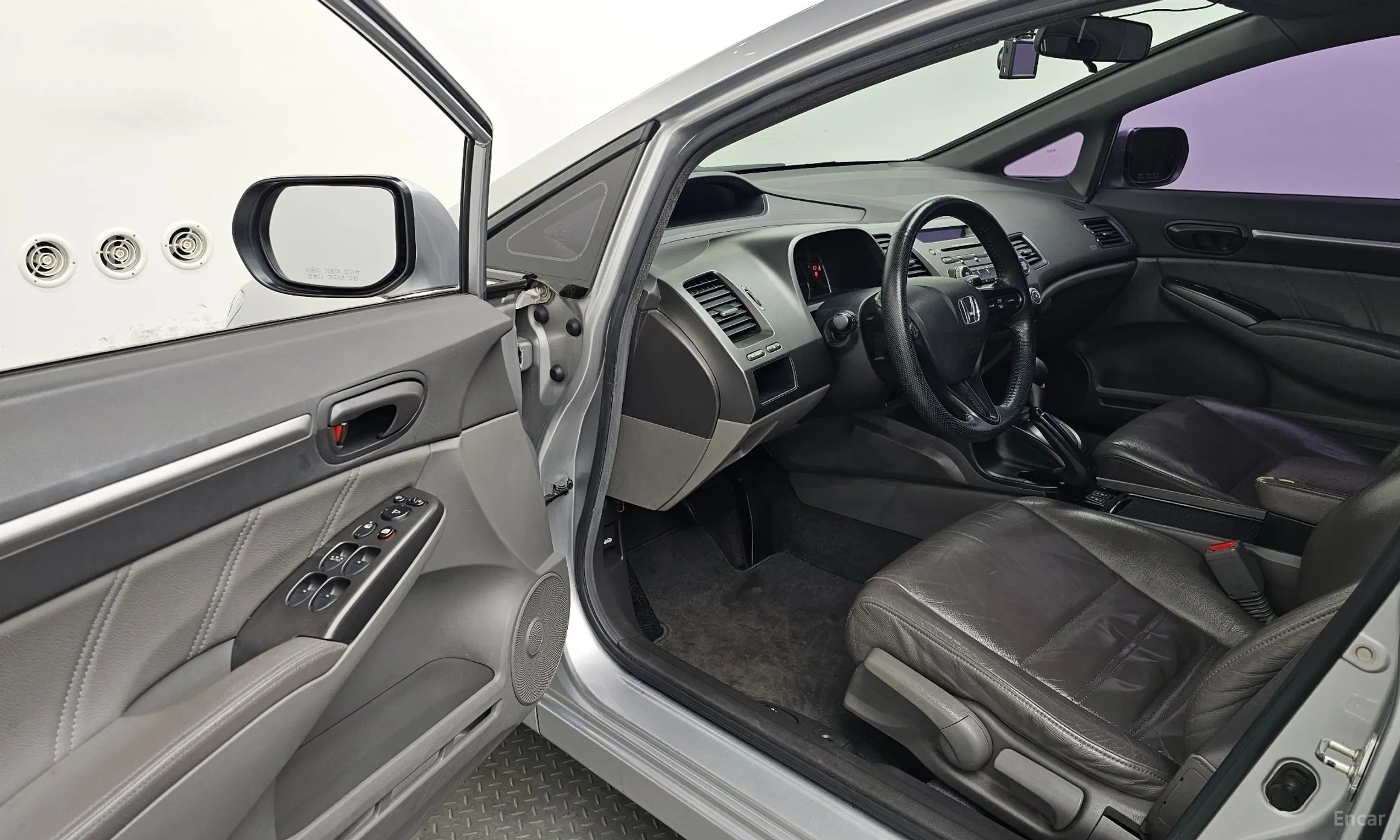 Honda Civic превью 10