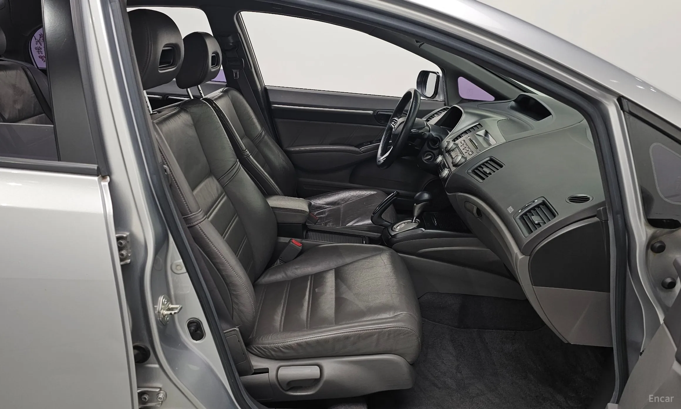 Honda Civic превью 11