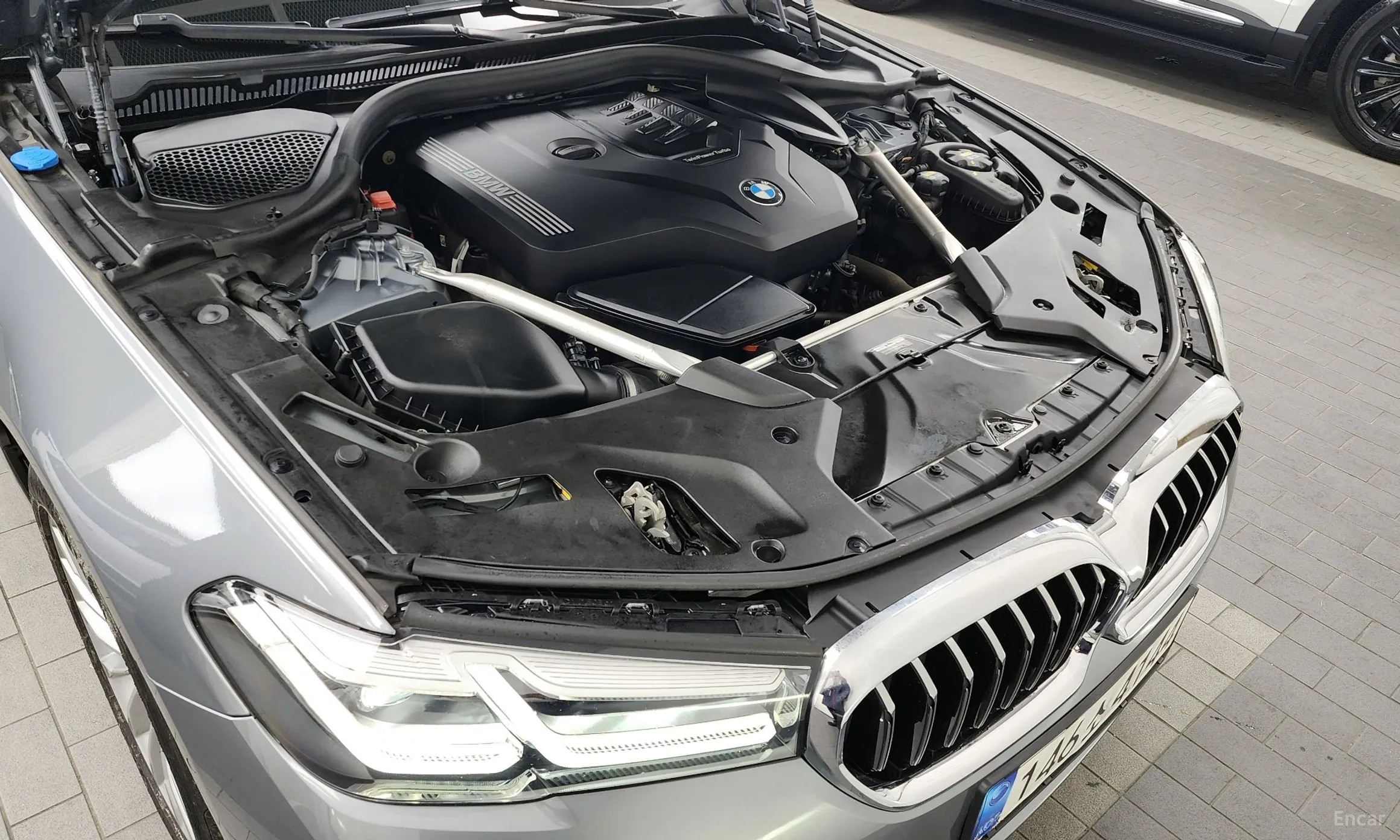 BMW 5 Series (G30) превью 6