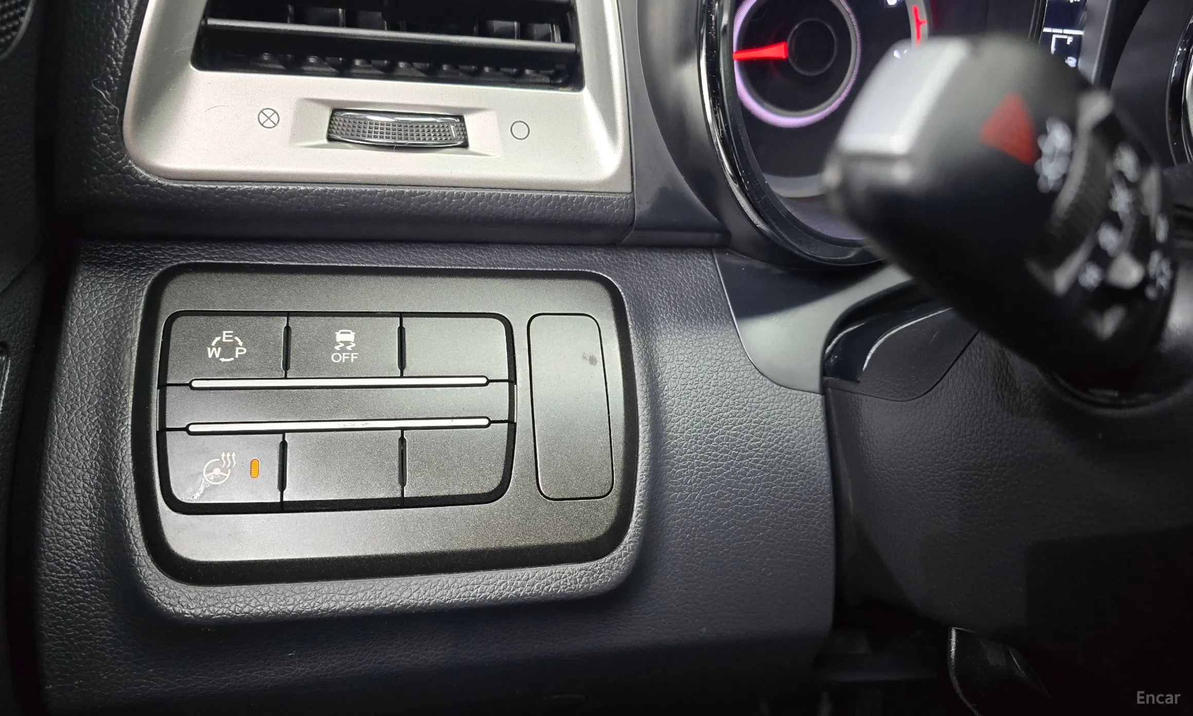 KG Mobility (SsangYong) Tivoli, Lazio превью 16