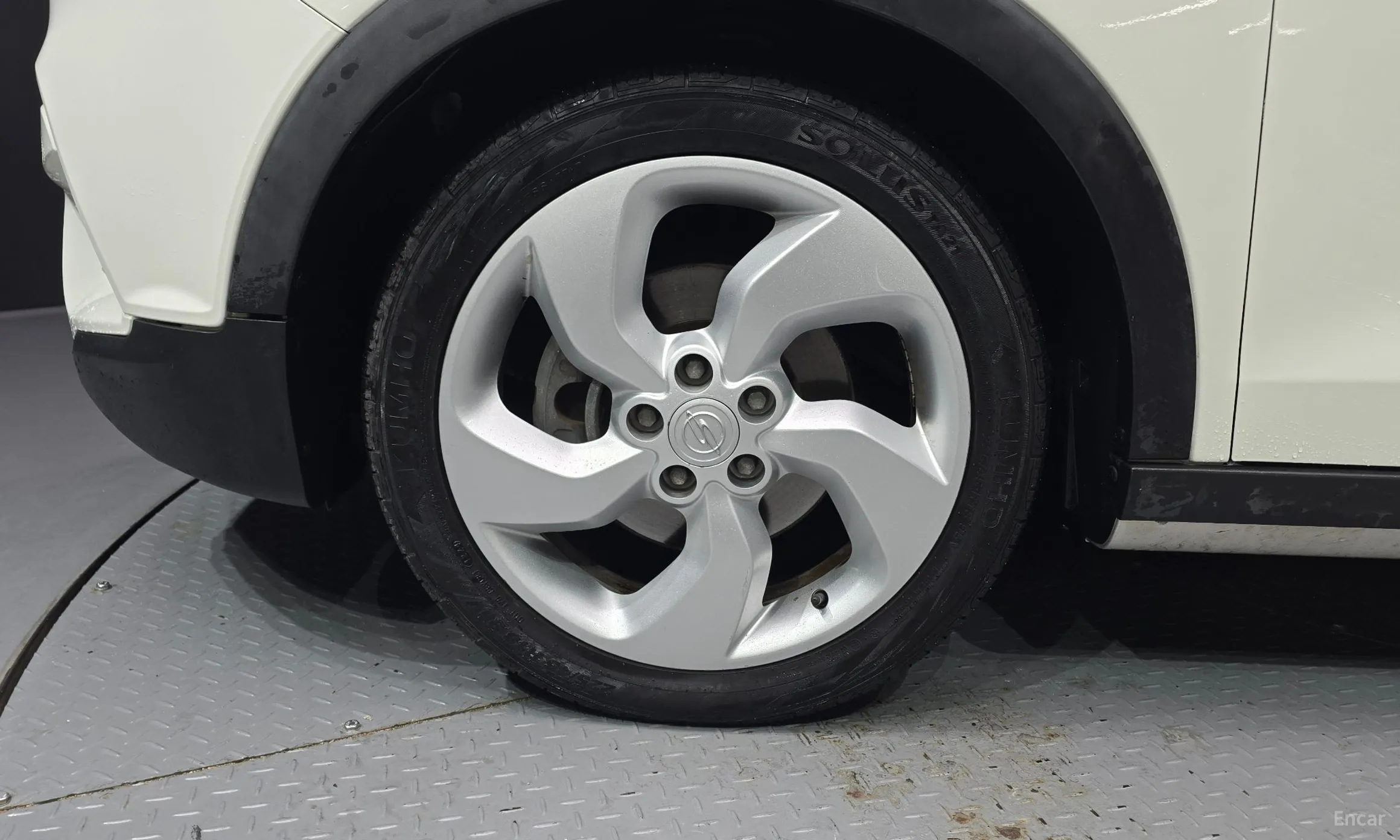 KG Mobility (SsangYong) Tivoli, Lazio превью 5