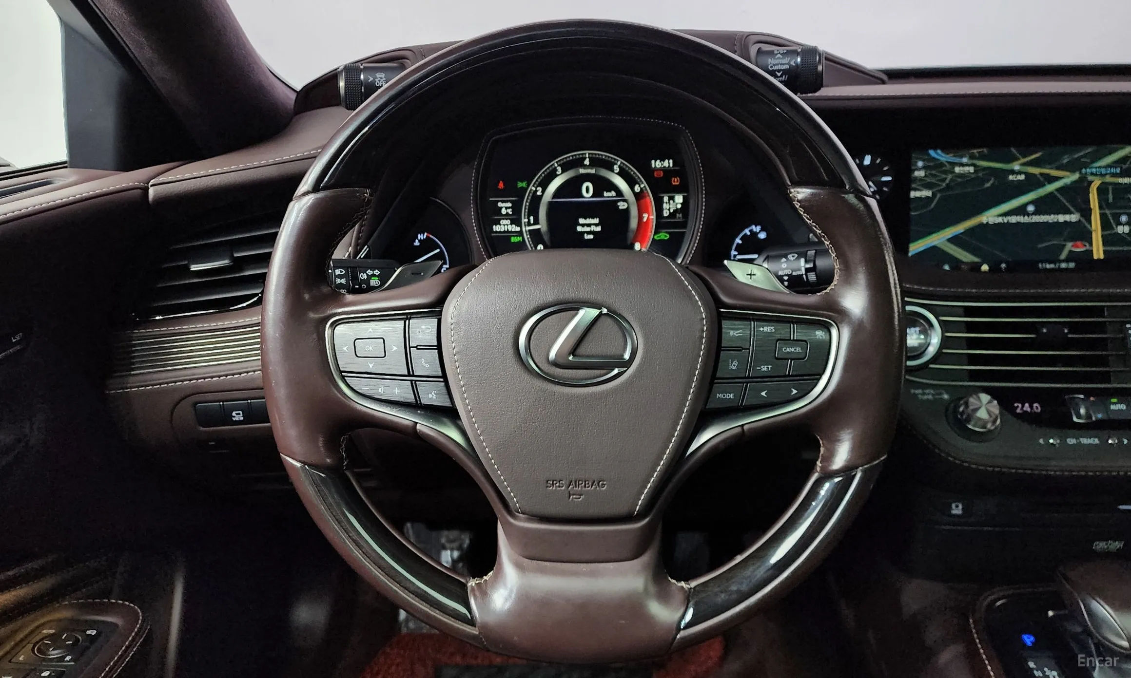 Lexus LS500 5th Generation превью 13
