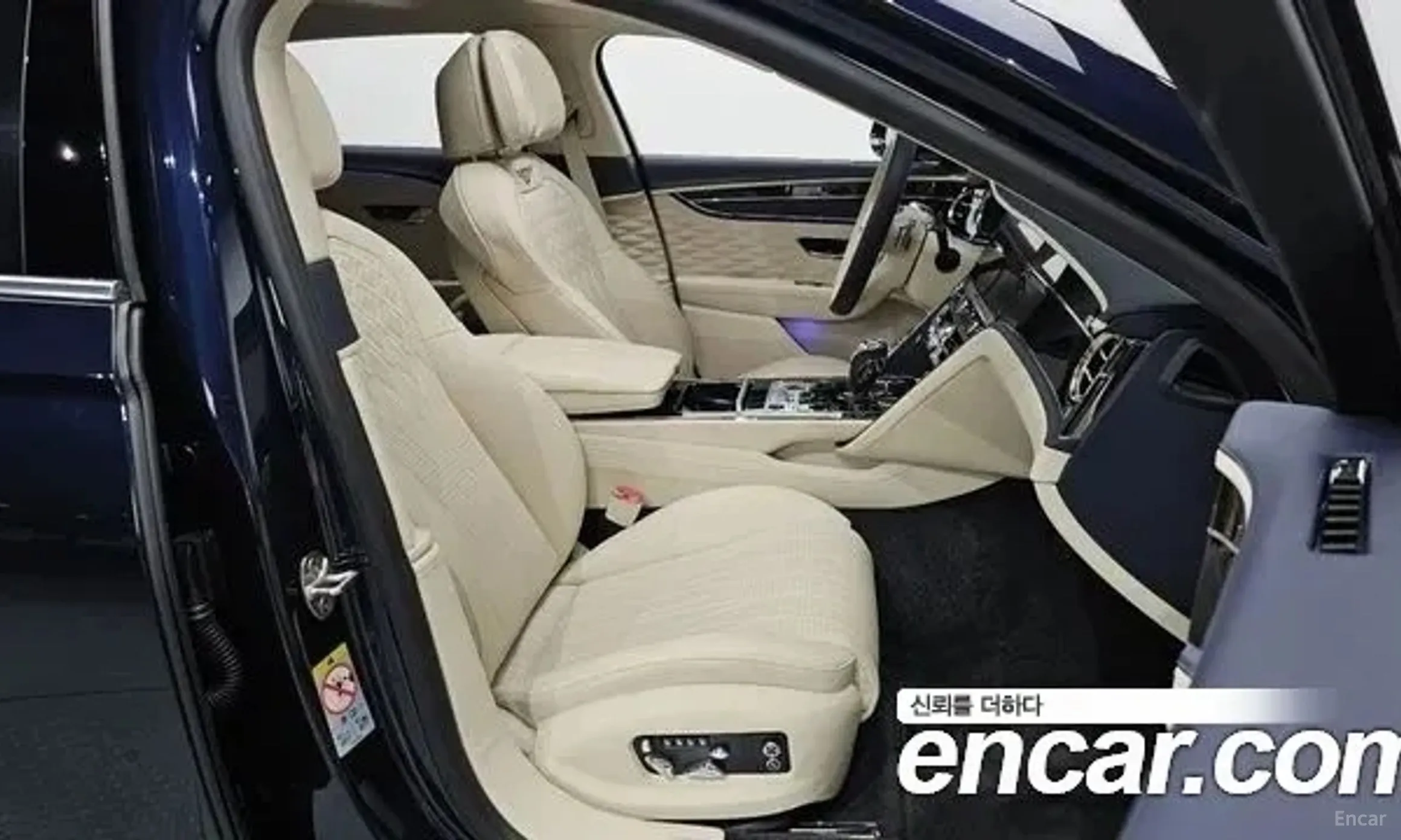 Bentley Flying Spur 3rd Generation превью 12