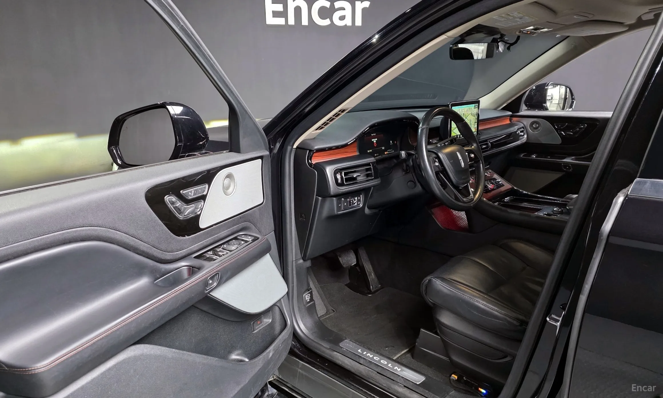 Lincoln Aviator 2nd Generation превью 10