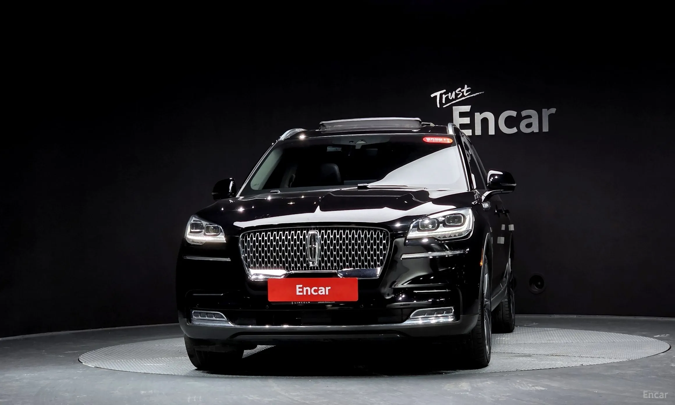 Lincoln Aviator 2nd Generation превью 3