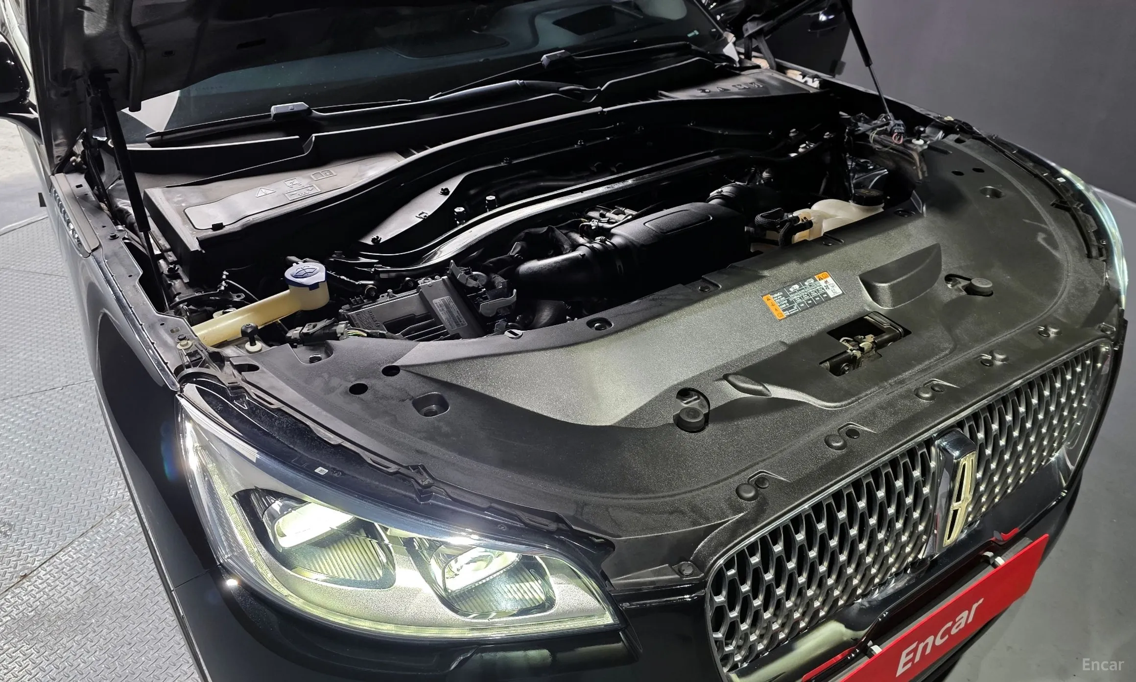 Lincoln Aviator 2nd Generation превью 6