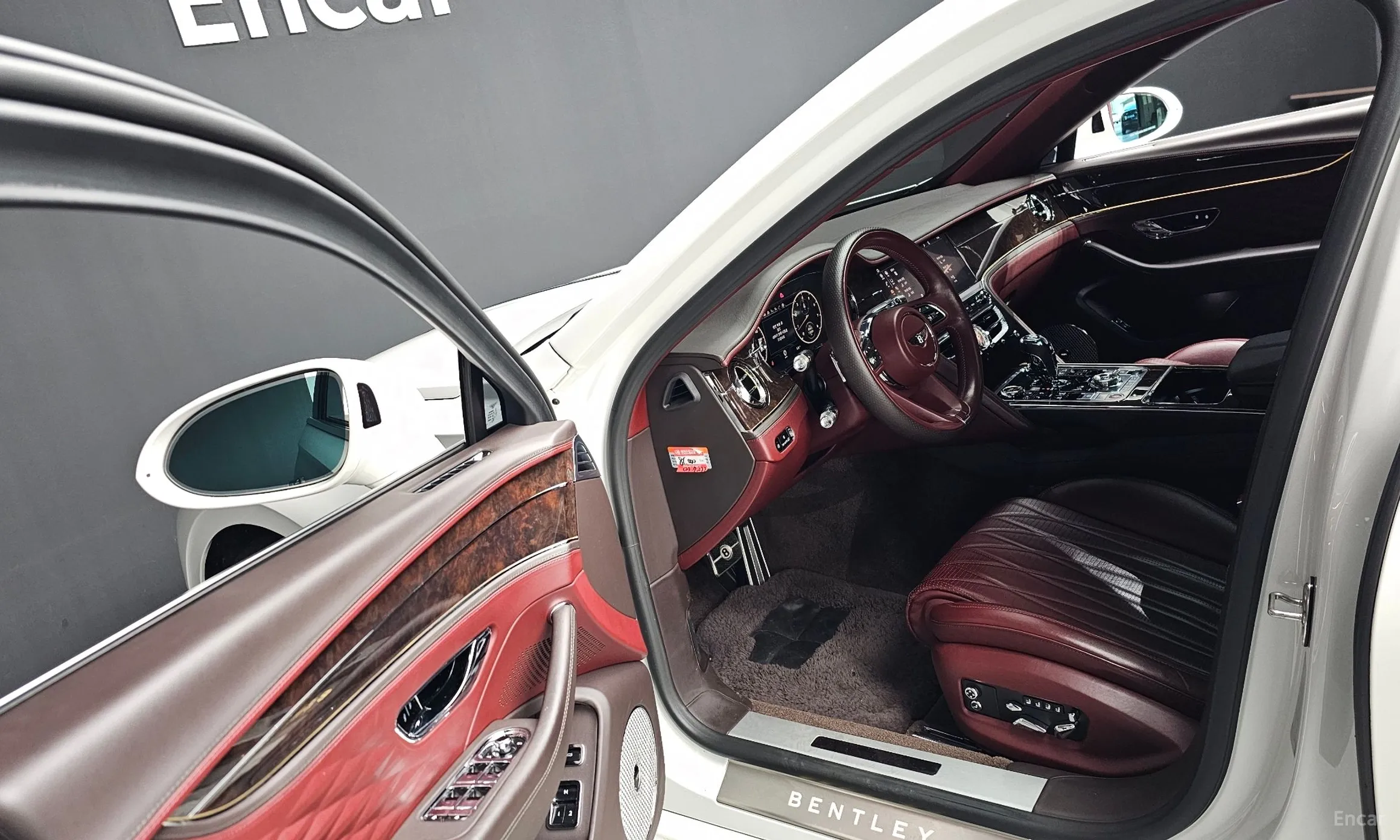 Bentley Flying Spur 3rd Generation превью 10