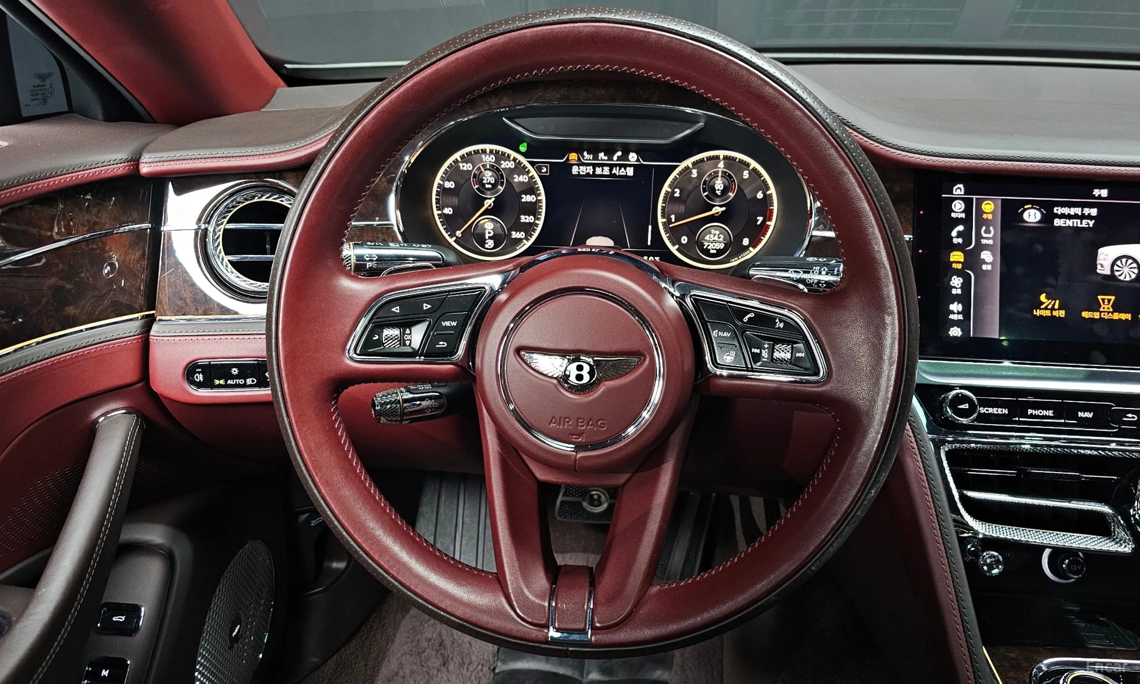 Bentley Flying Spur 3rd Generation превью 13