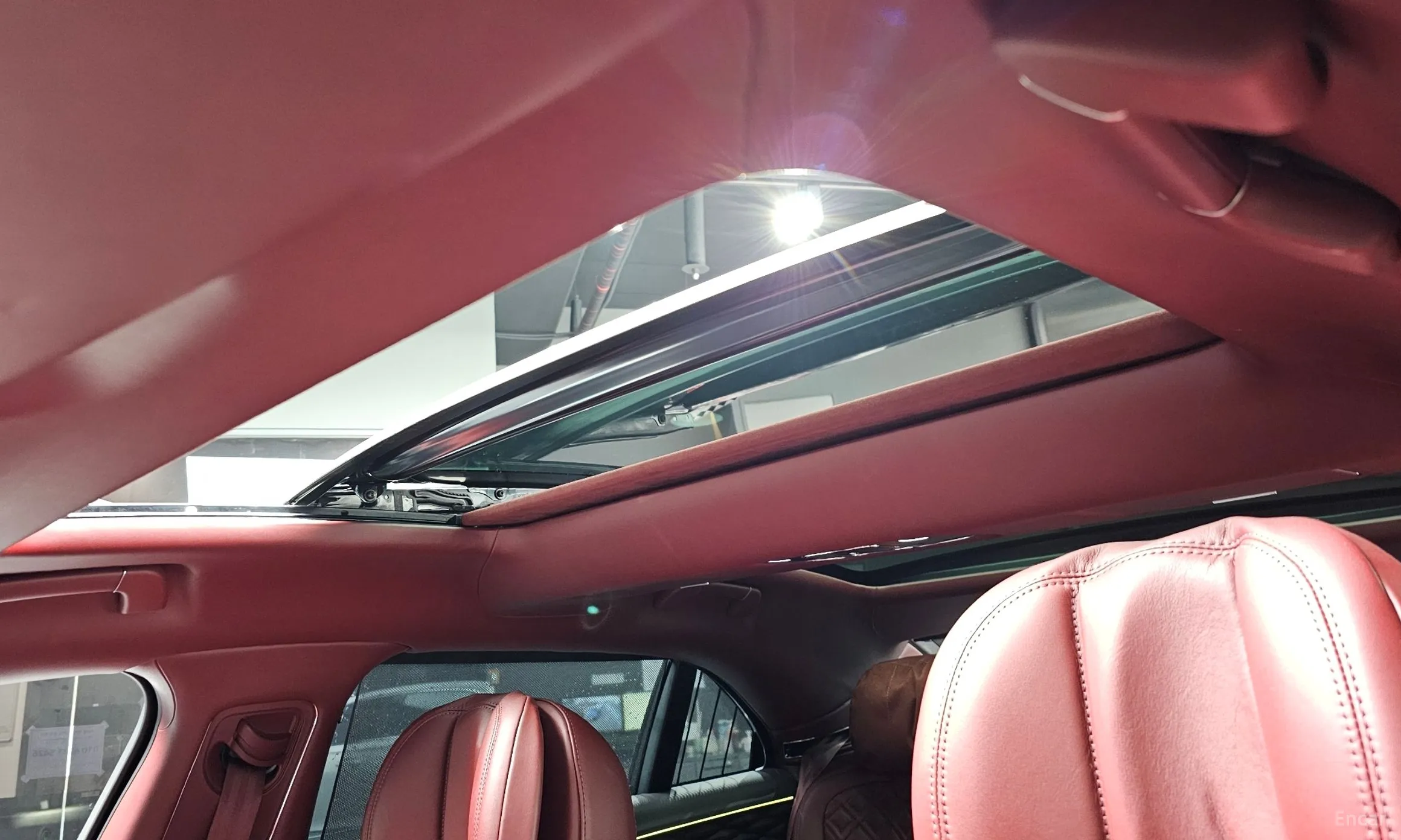Bentley Flying Spur 3rd Generation превью 18