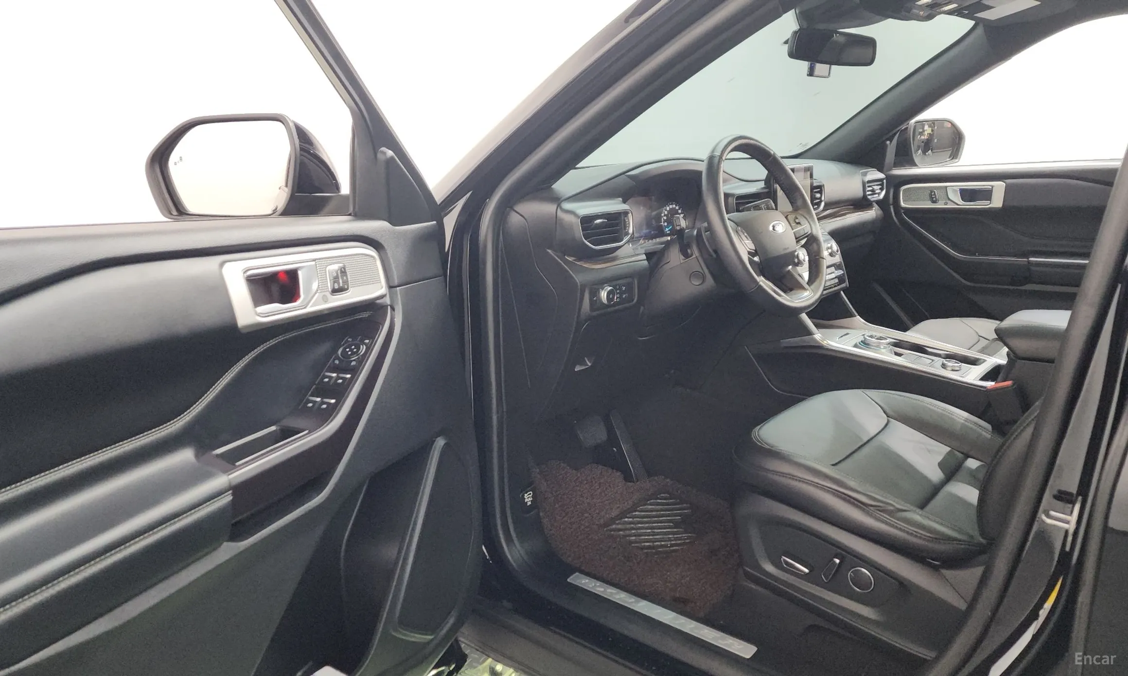 Ford Explorer 6th Generation превью 10