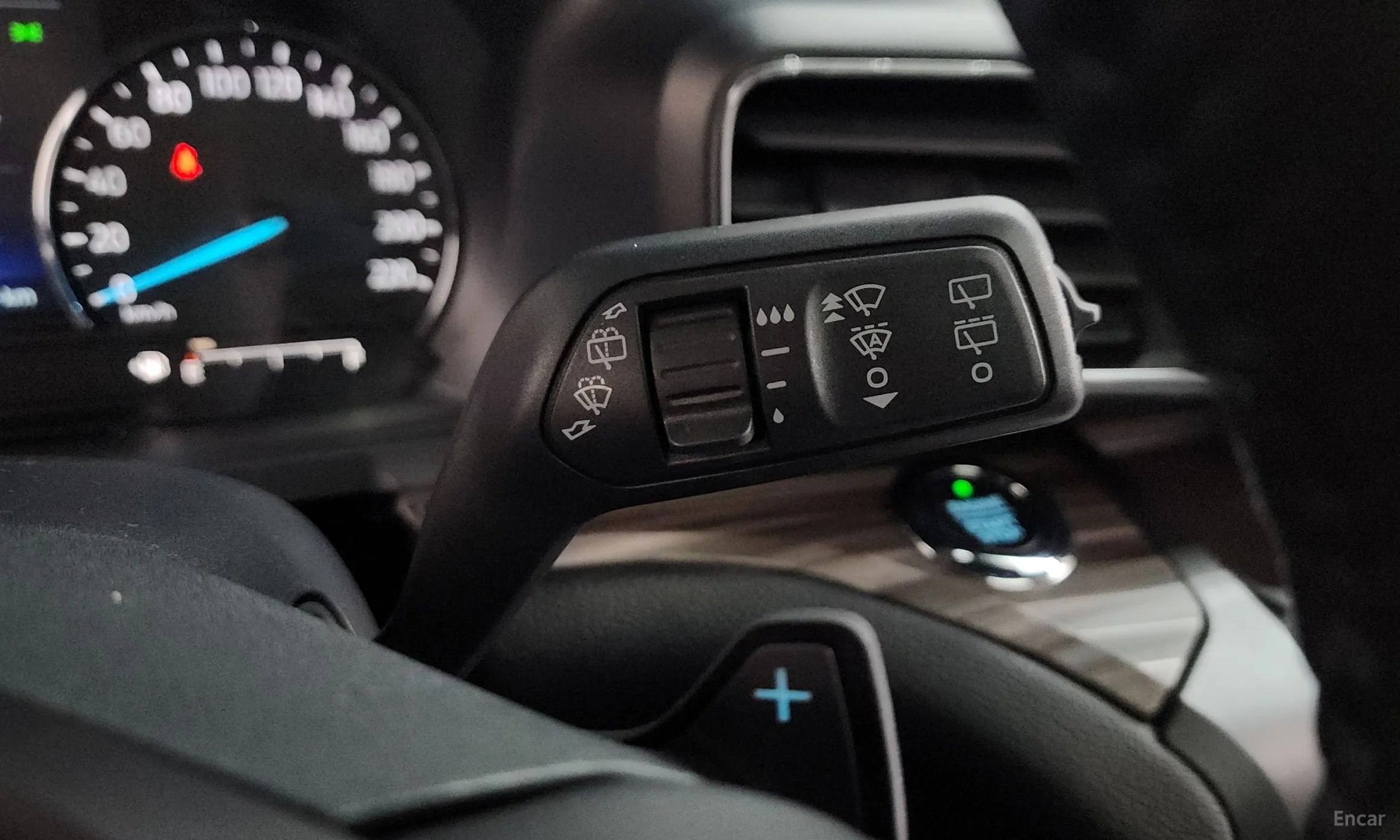 Ford Explorer 6th Generation превью 14