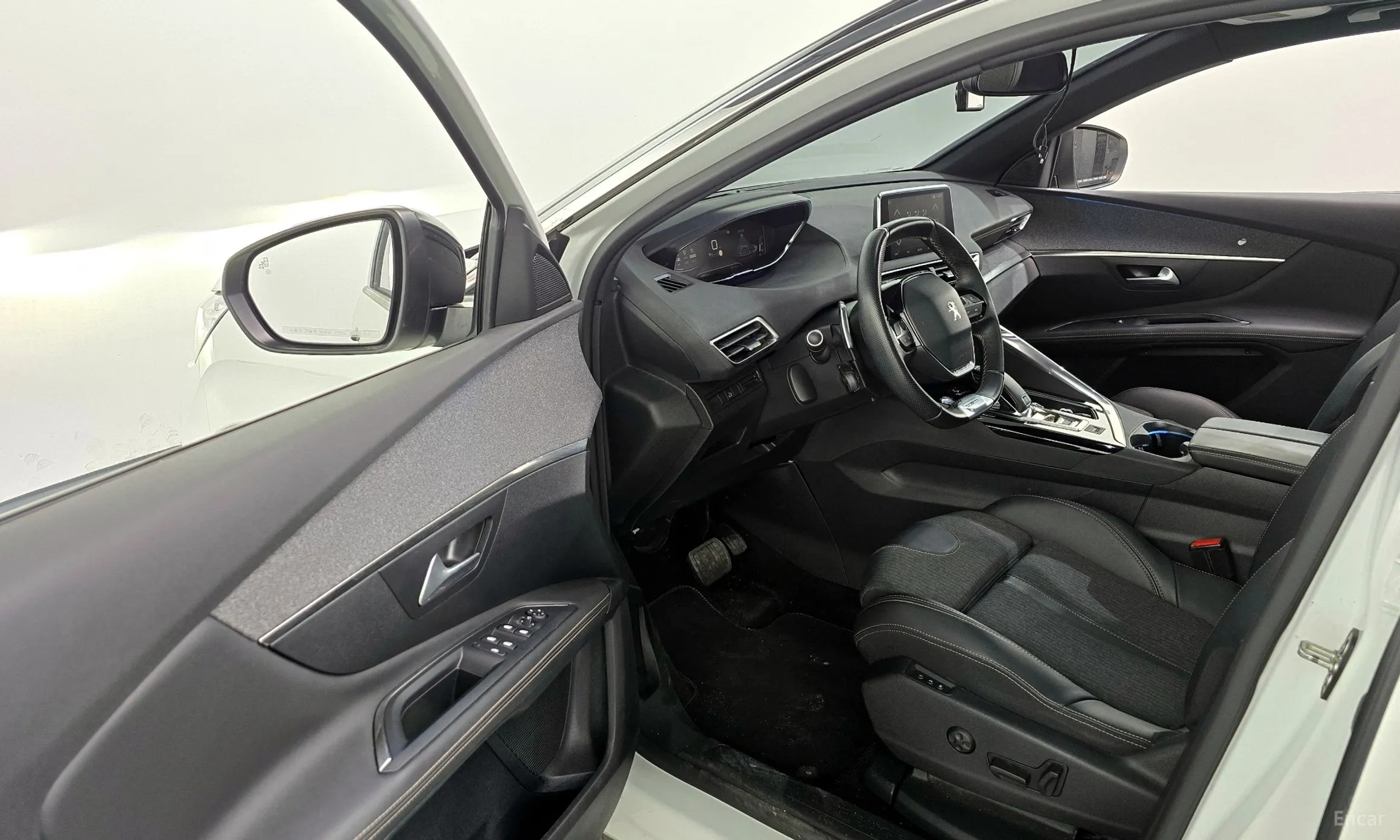 Peugeot 3008 2nd generation превью 10