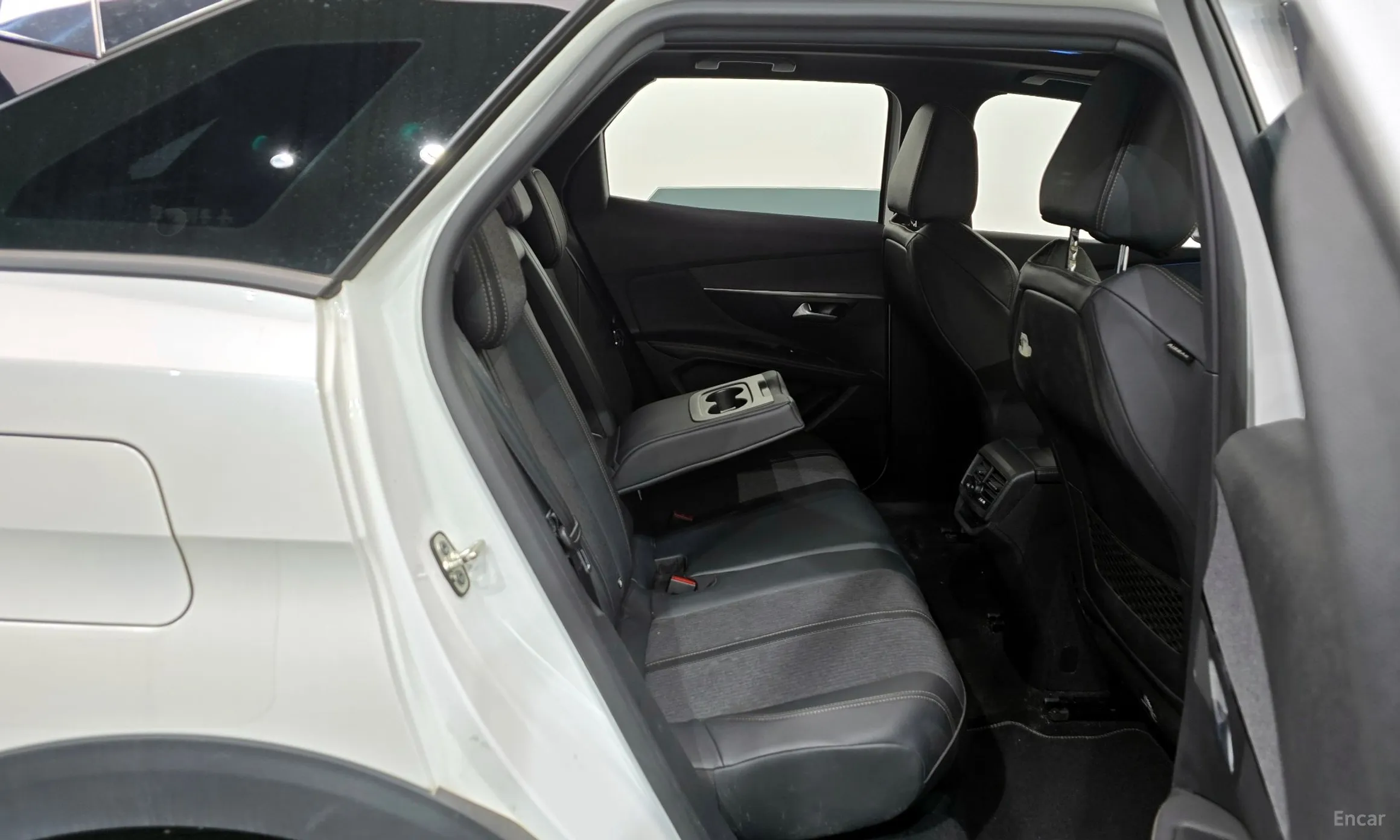 Peugeot 3008 2nd generation превью 12