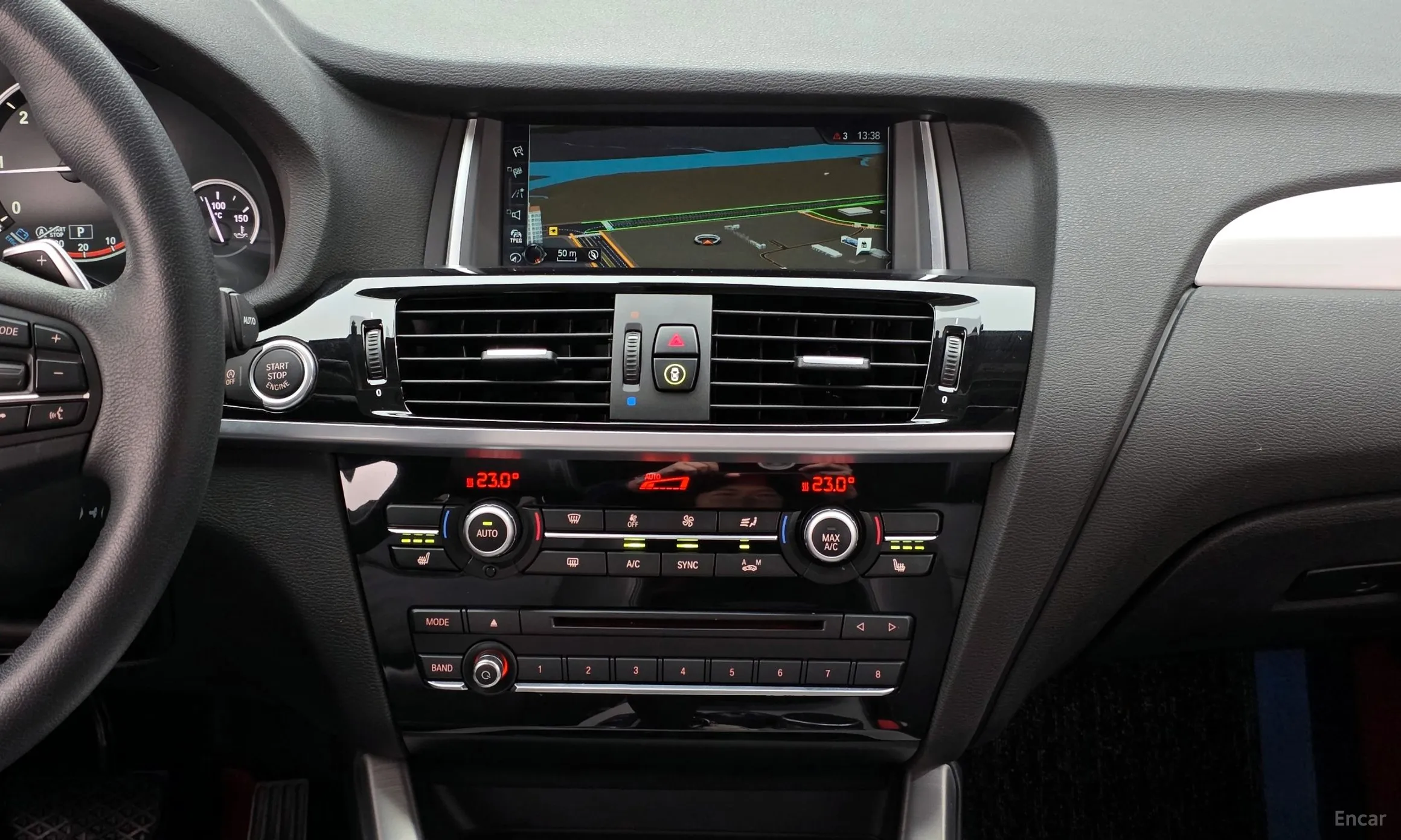 BMW X3 (F25) превью 19