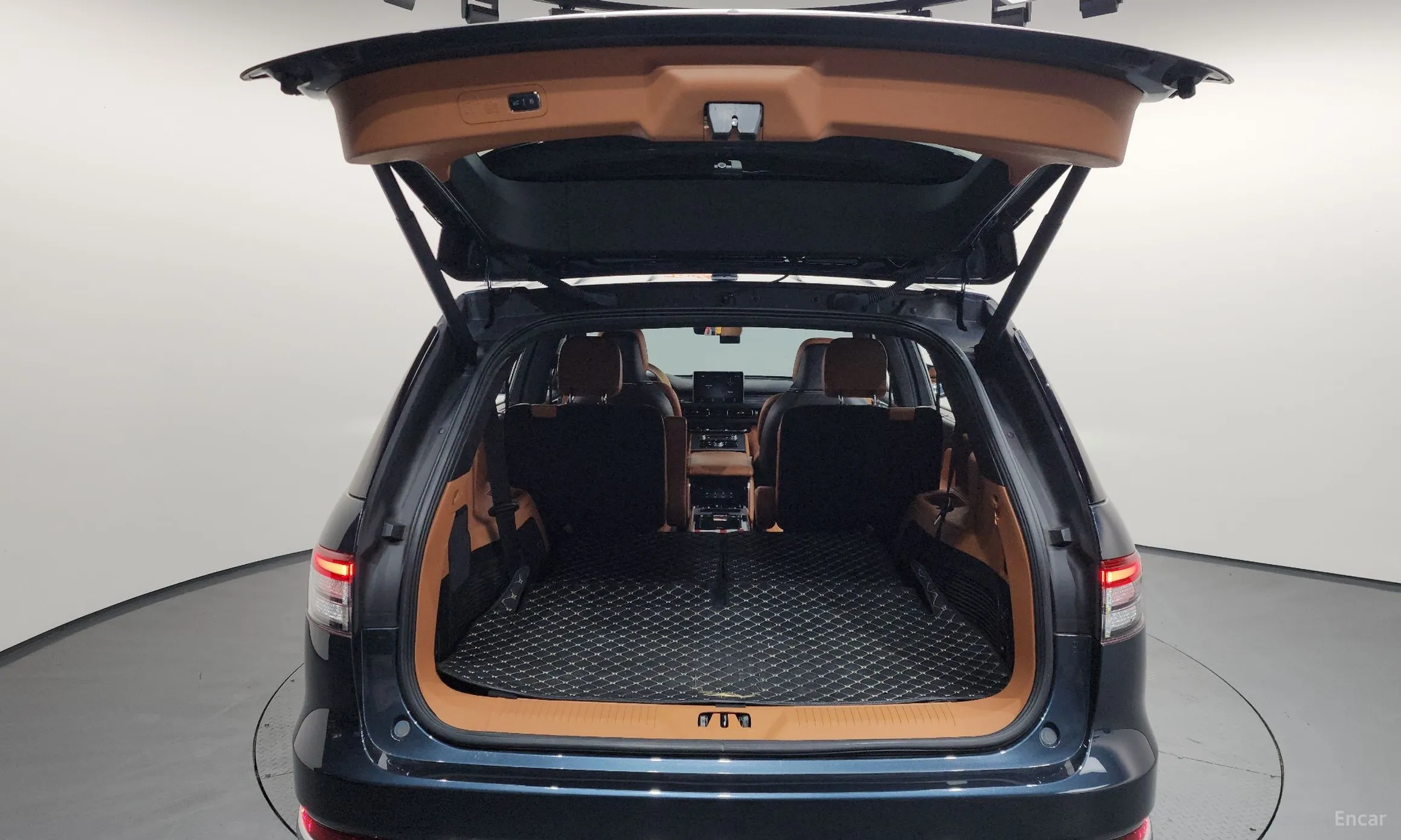 Lincoln Aviator 2nd Generation превью 20
