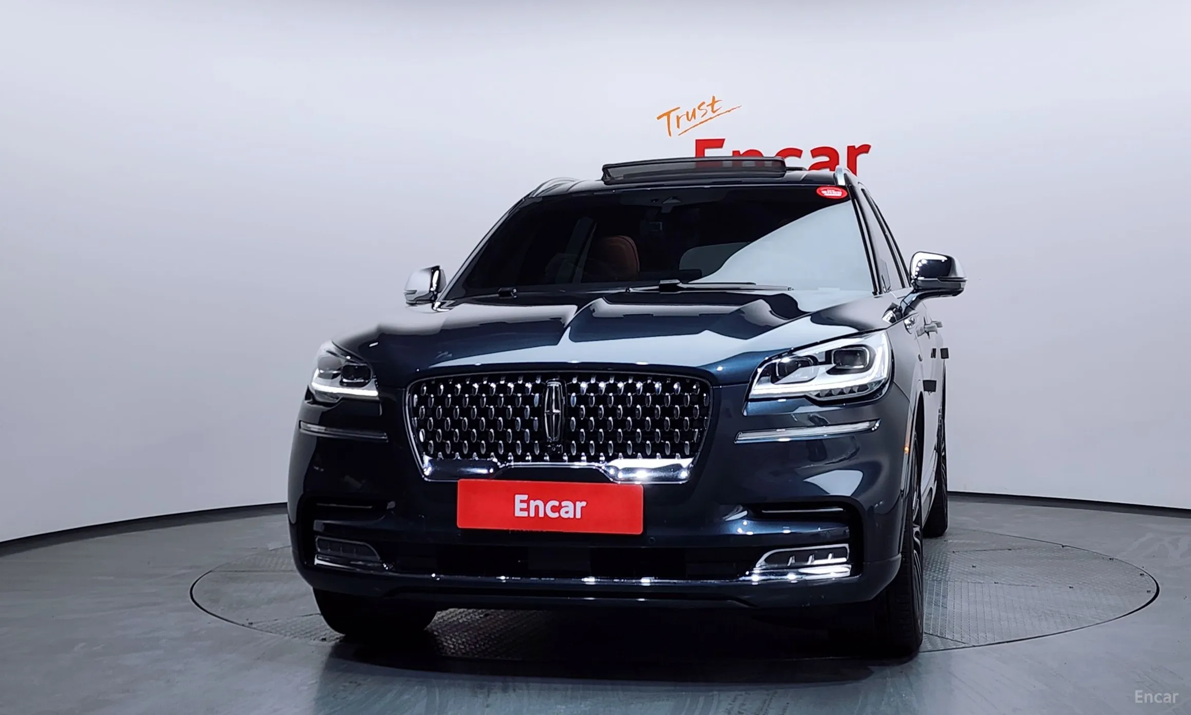 Lincoln Aviator 2nd Generation превью 3