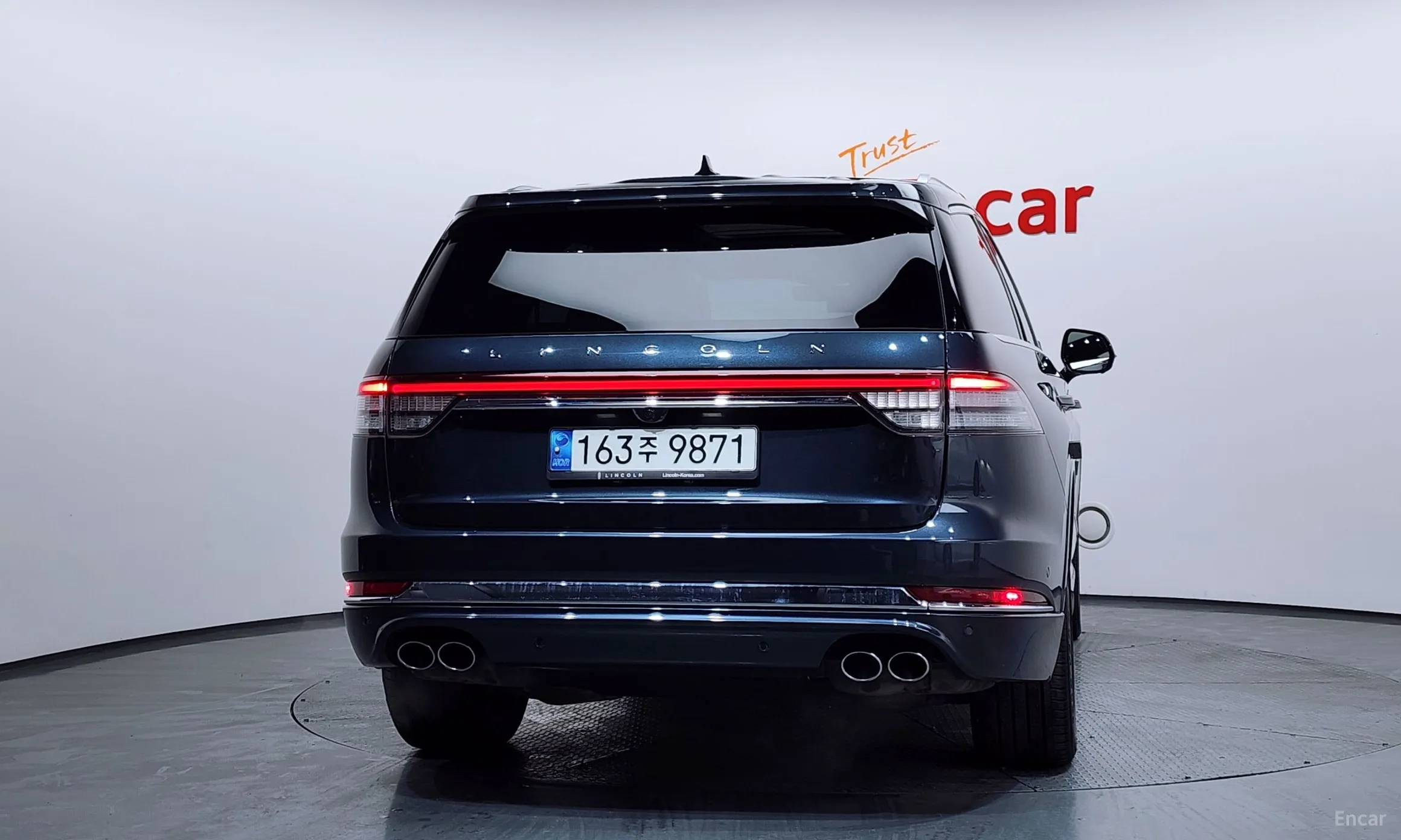Lincoln Aviator 2nd Generation превью 4