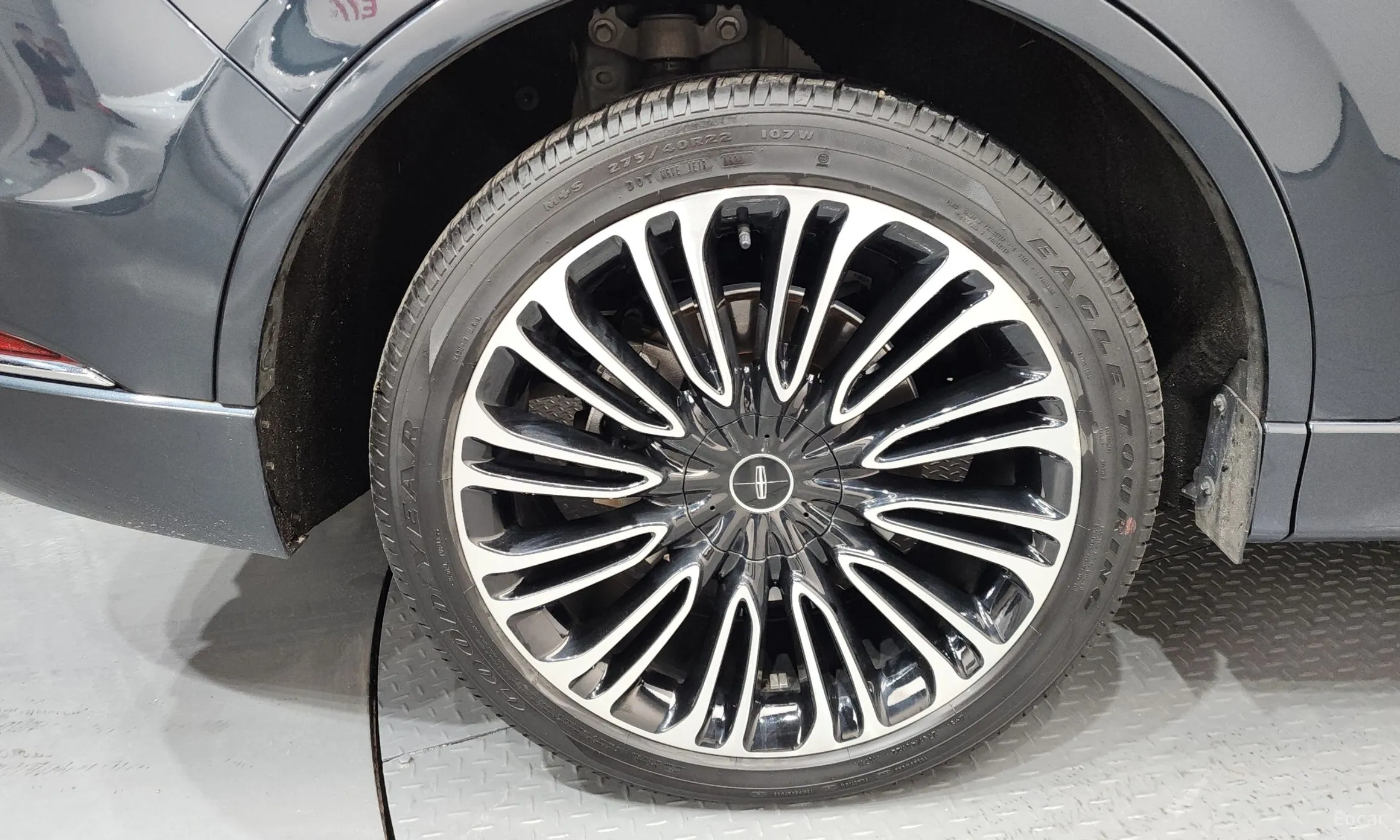 Lincoln Aviator 2nd Generation превью 5