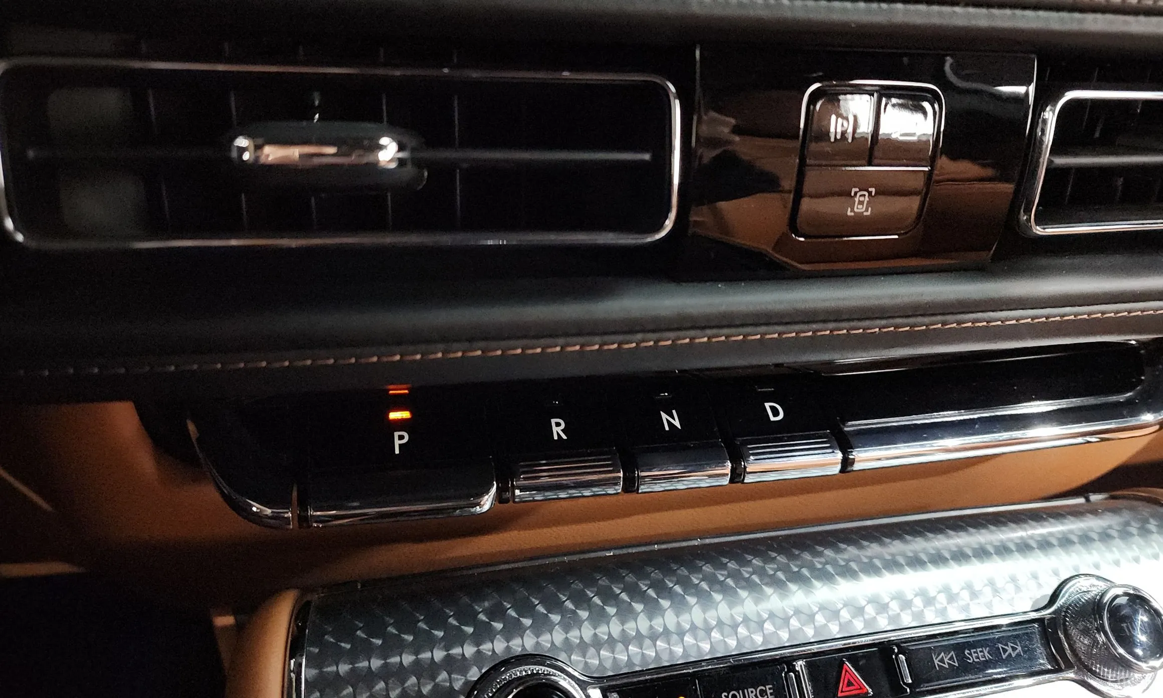 Lincoln Aviator 2nd Generation превью 9