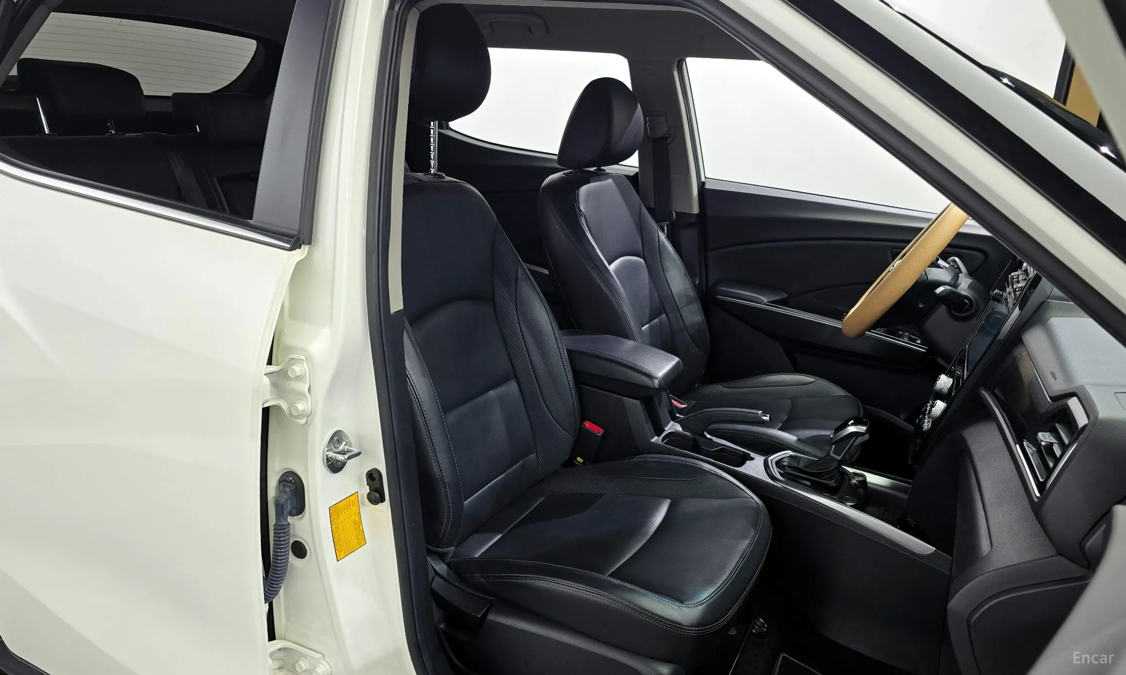 KG Mobility (SsangYong) Berry New Tivoli превью 12