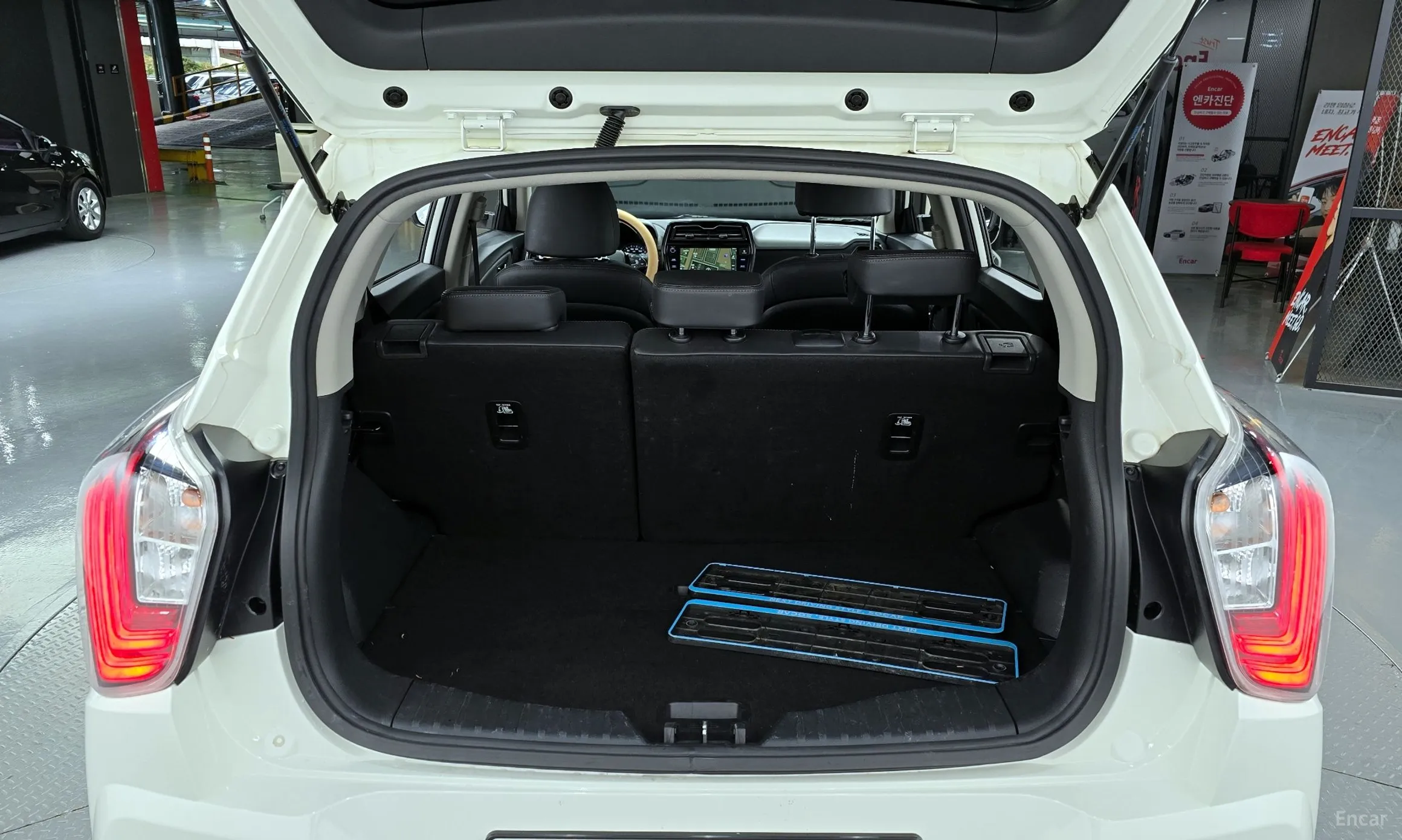 KG Mobility (SsangYong) Berry New Tivoli превью 20