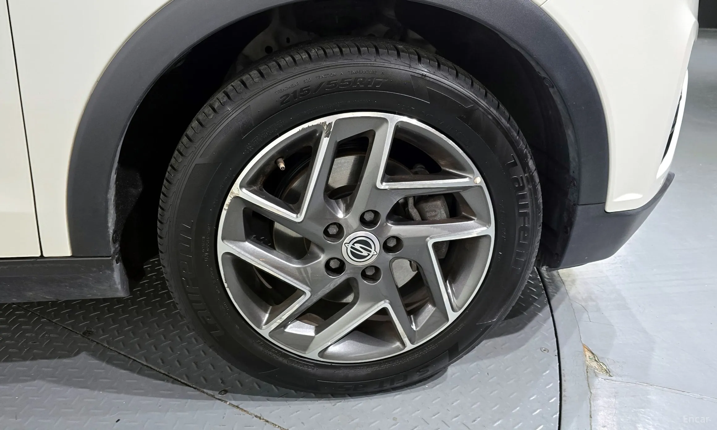 KG Mobility (SsangYong) Berry New Tivoli превью 5