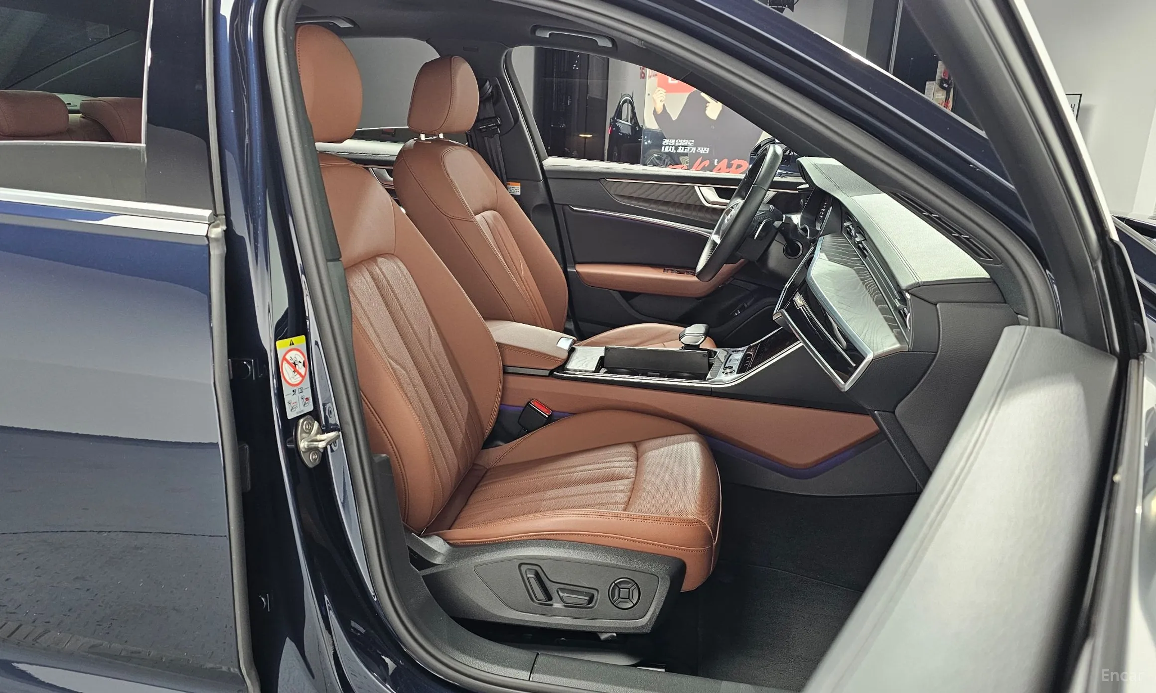 Audi A6 (C8) превью 10