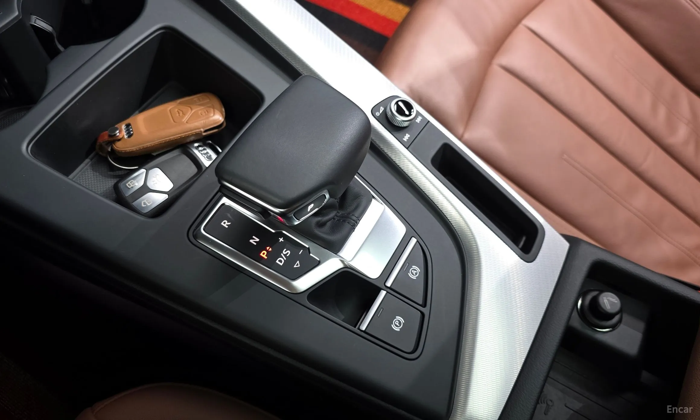 Audi A4 (B9) превью 9