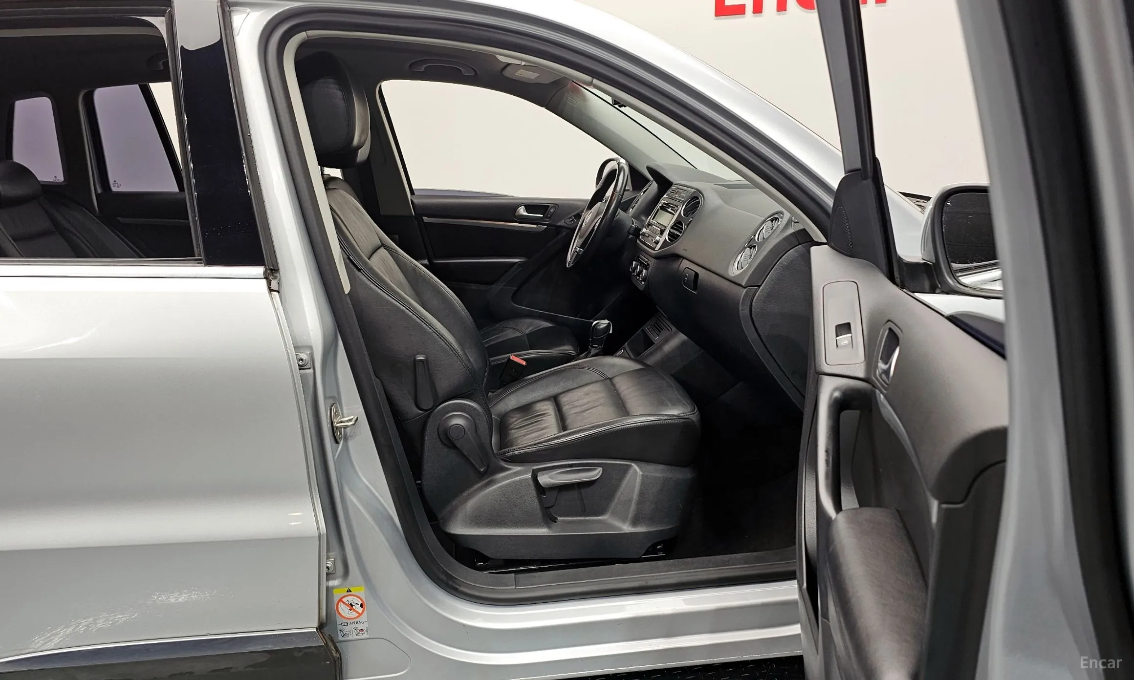Volkswagen New Tiguan превью 11