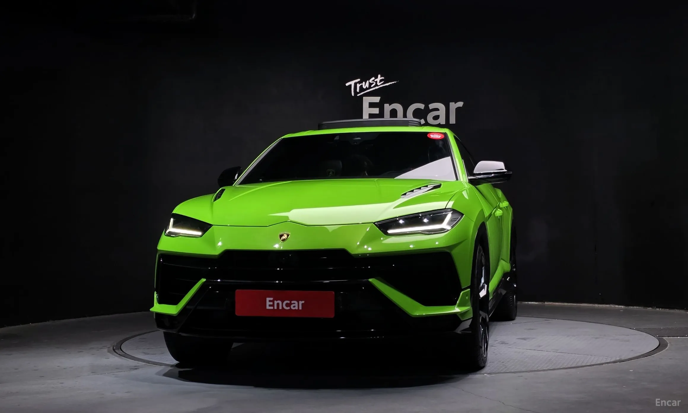 Lamborghini Urus превью 3