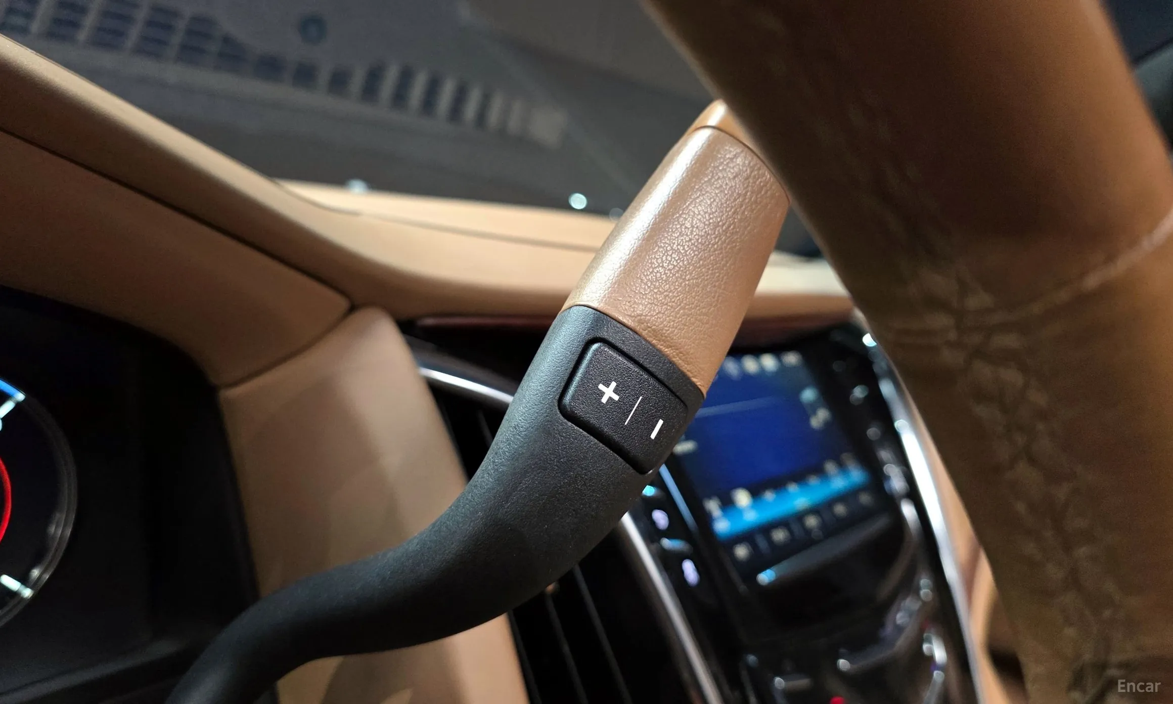 Cadillac Escalade превью 9