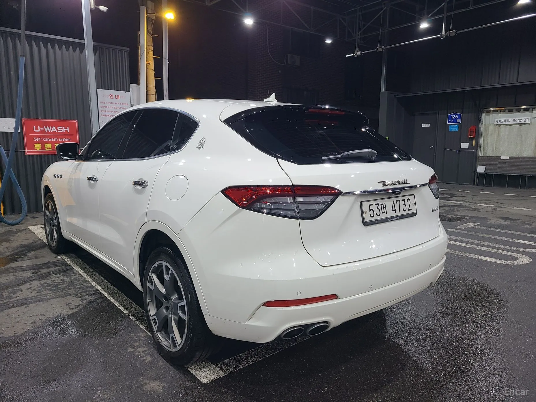 Maserati Levante превью 19