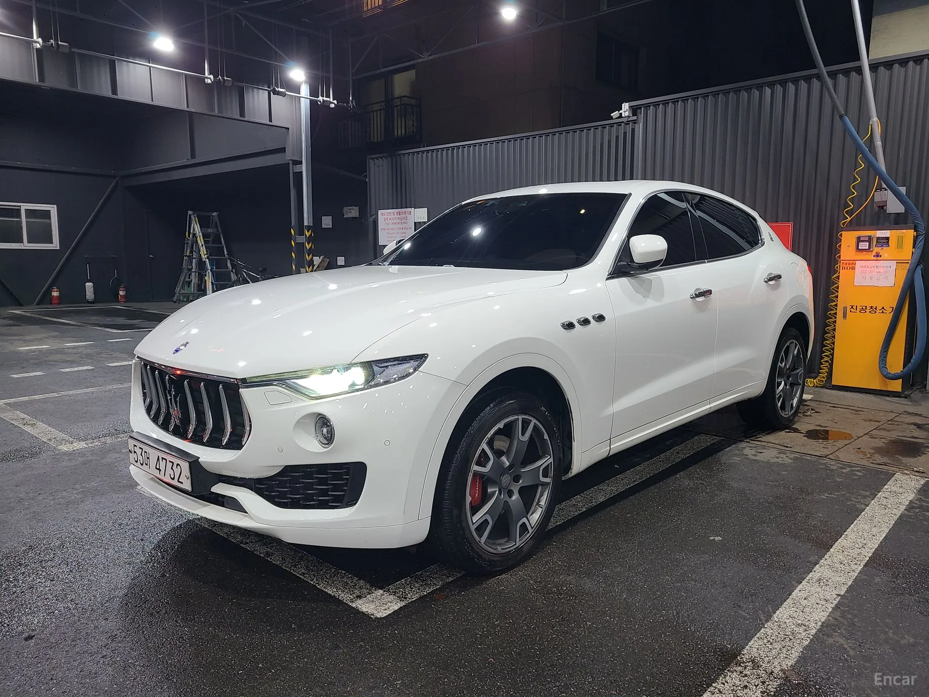 Maserati Levante превью 4