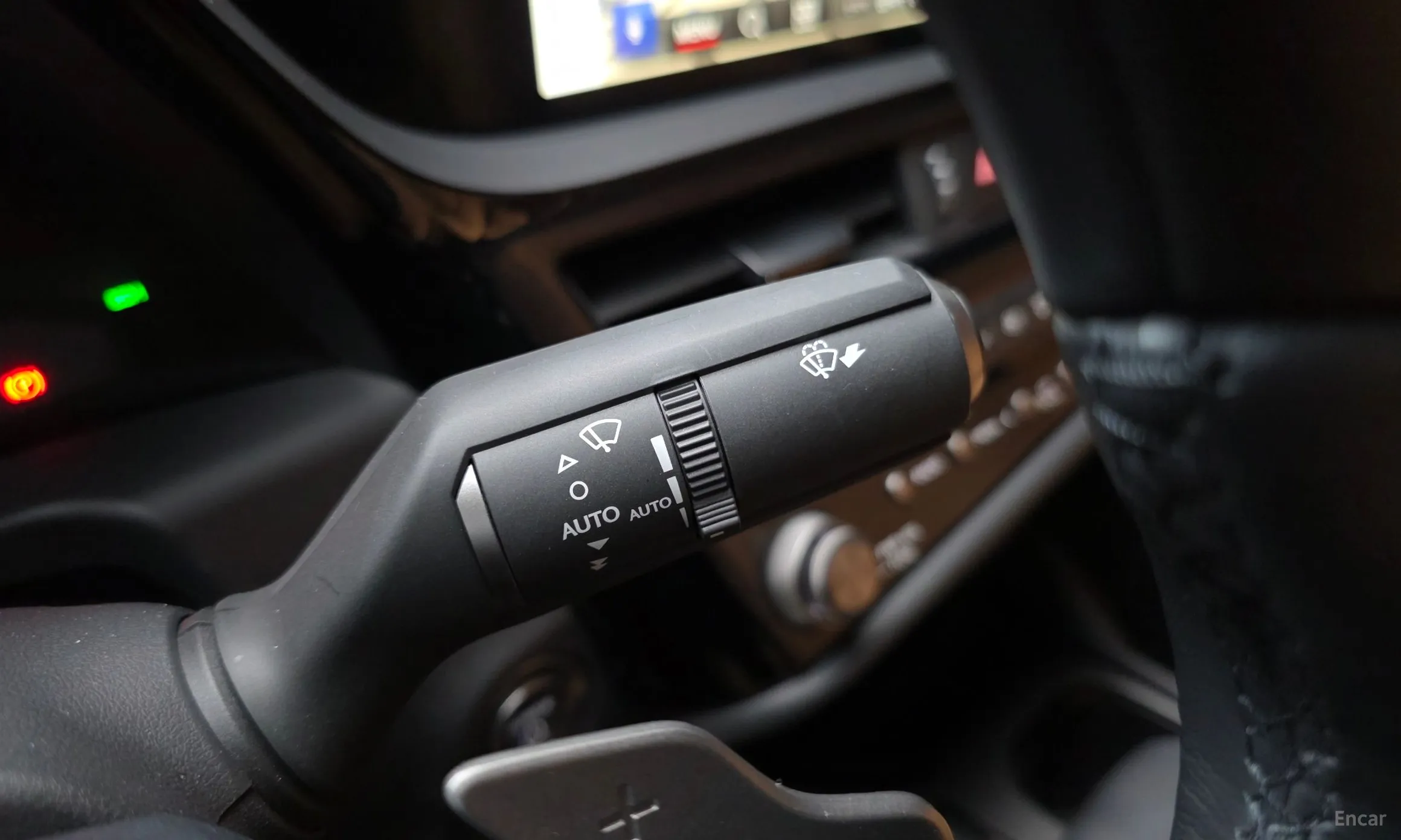 Lexus ES300h 7th Generation превью 16