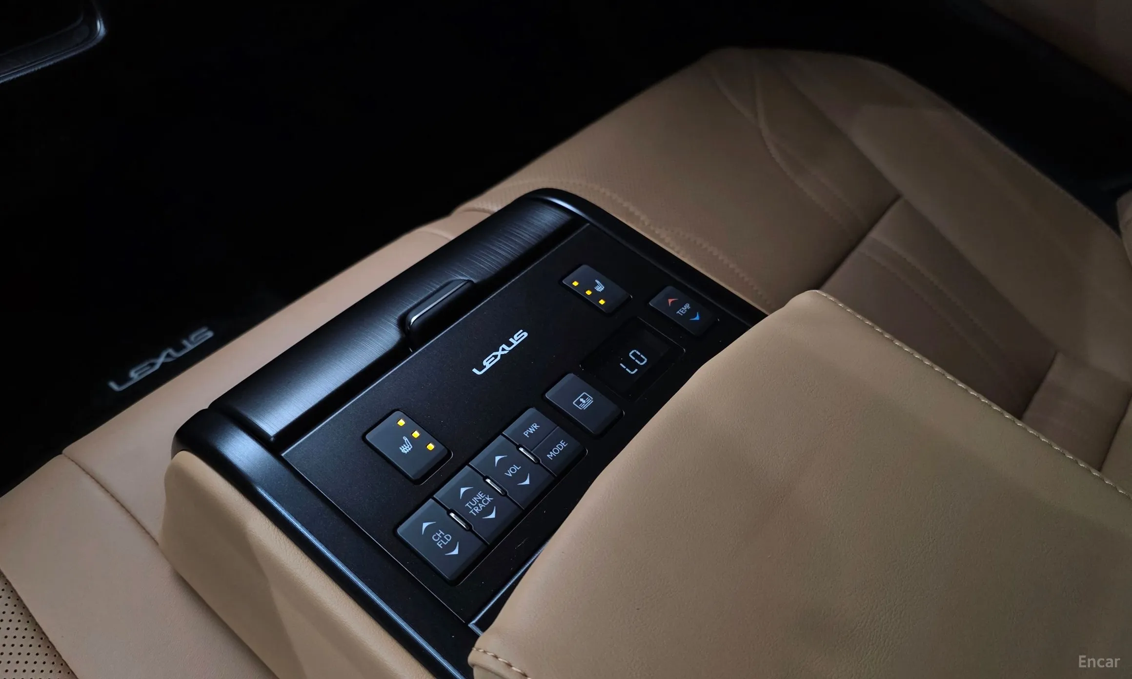 Lexus ES300h 7th Generation превью 17
