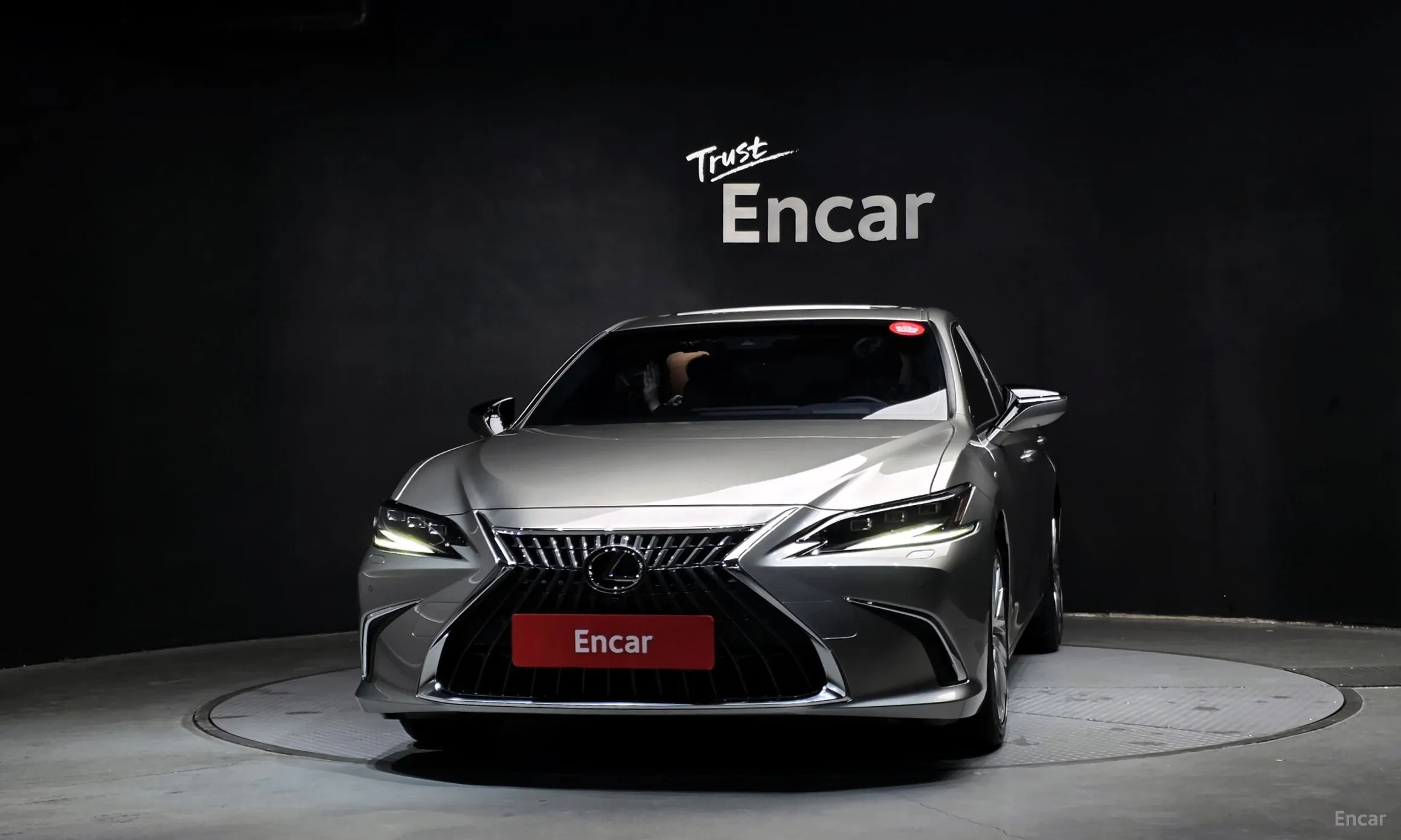 Lexus ES300h 7th Generation превью 3