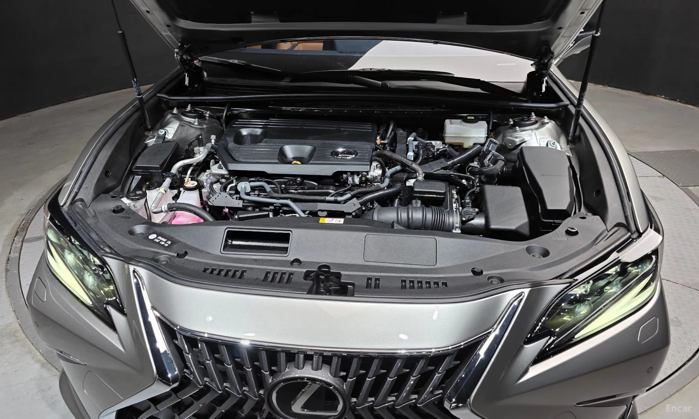 Lexus ES300h 7th Generation превью 6