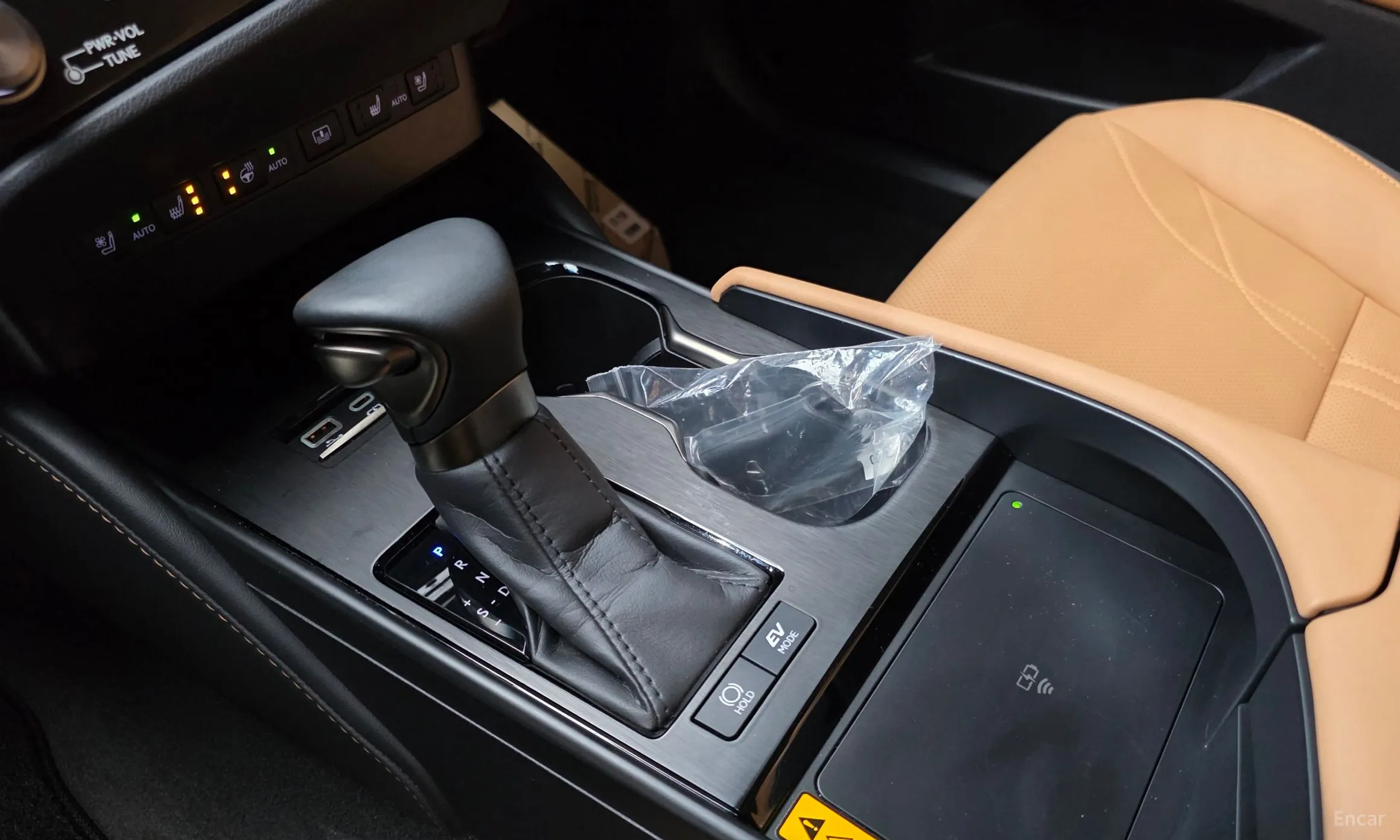 Lexus ES300h 7th Generation превью 9