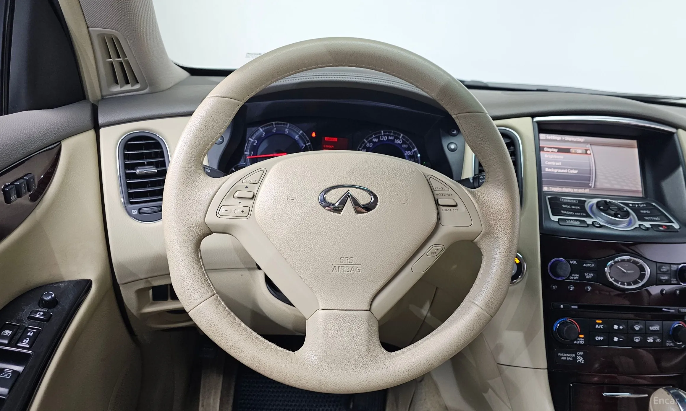 Infiniti EX35 превью 13