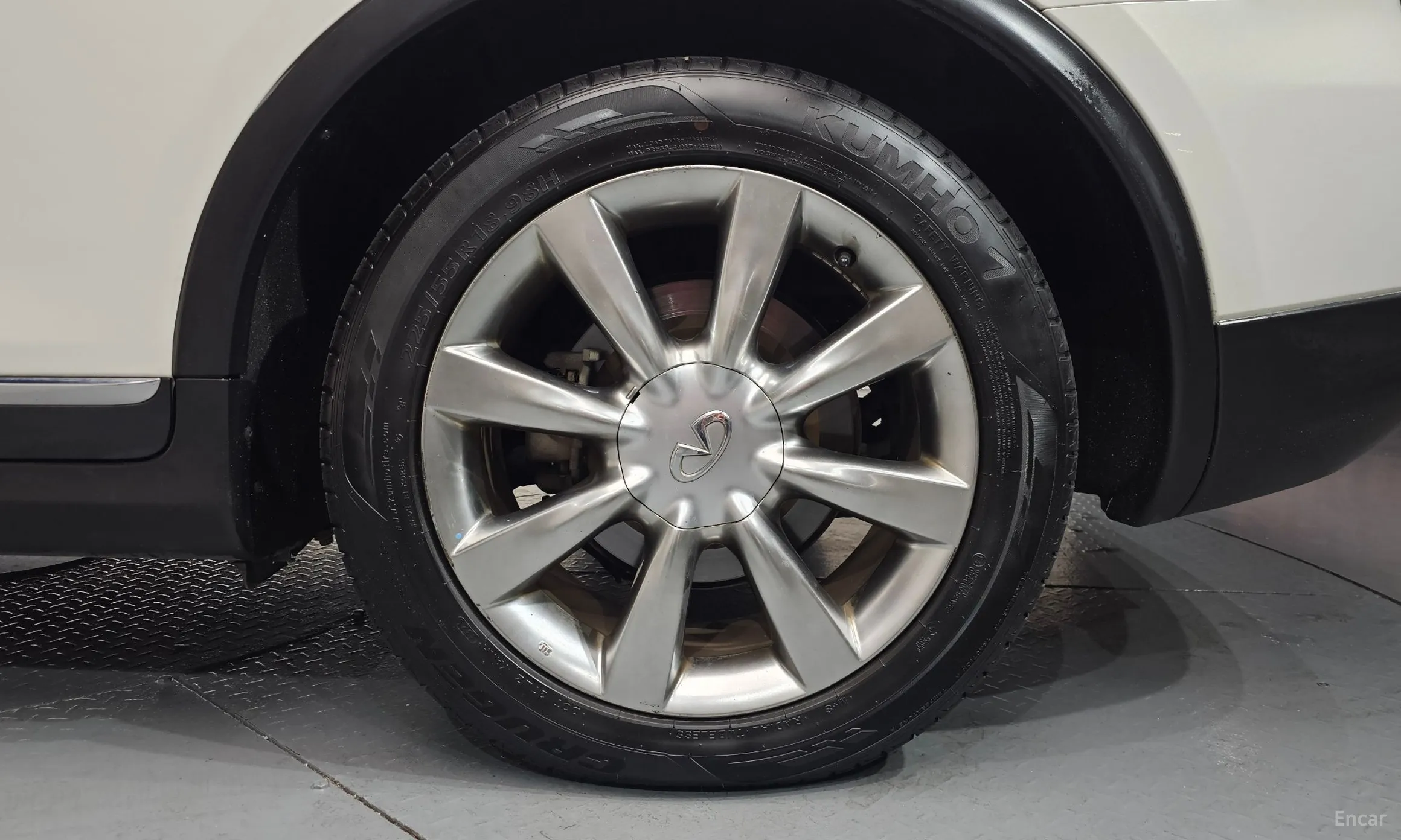 Infiniti EX35 превью 5