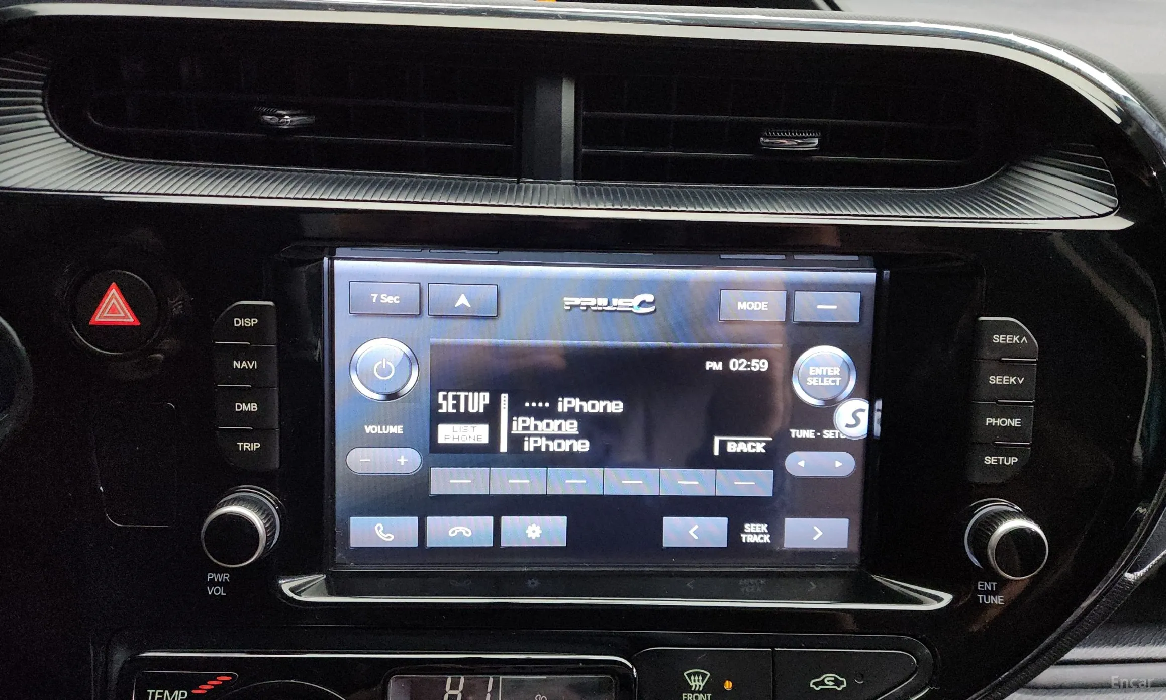 Toyota Prius C превью 14